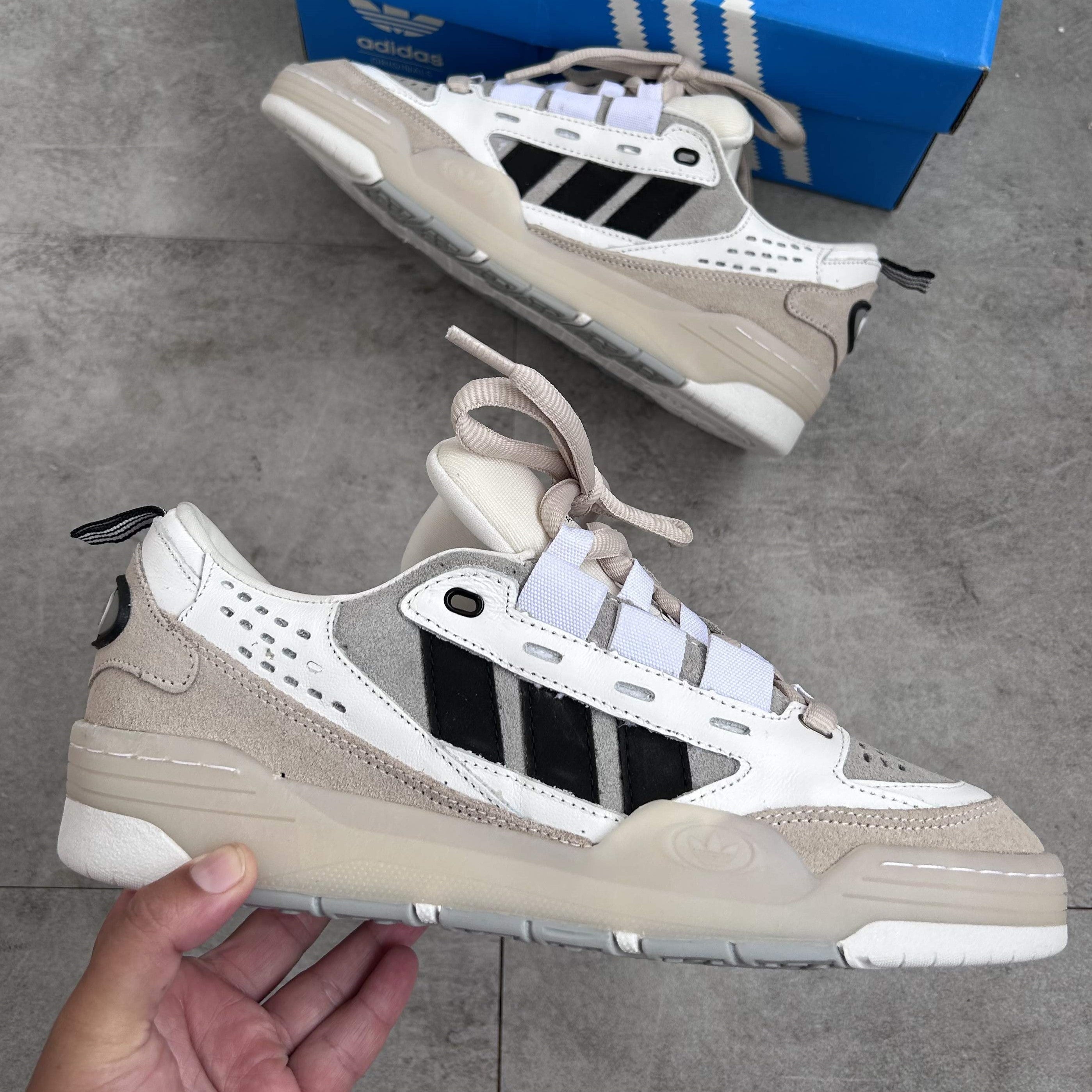 ADI2000 Chalk White Black