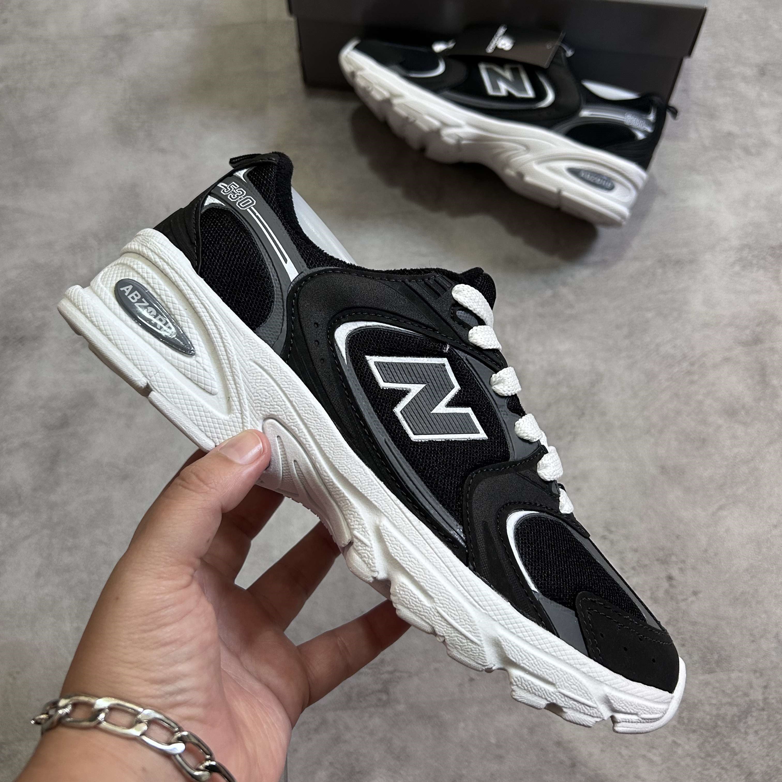 New Balance 530 Classic Black Grey