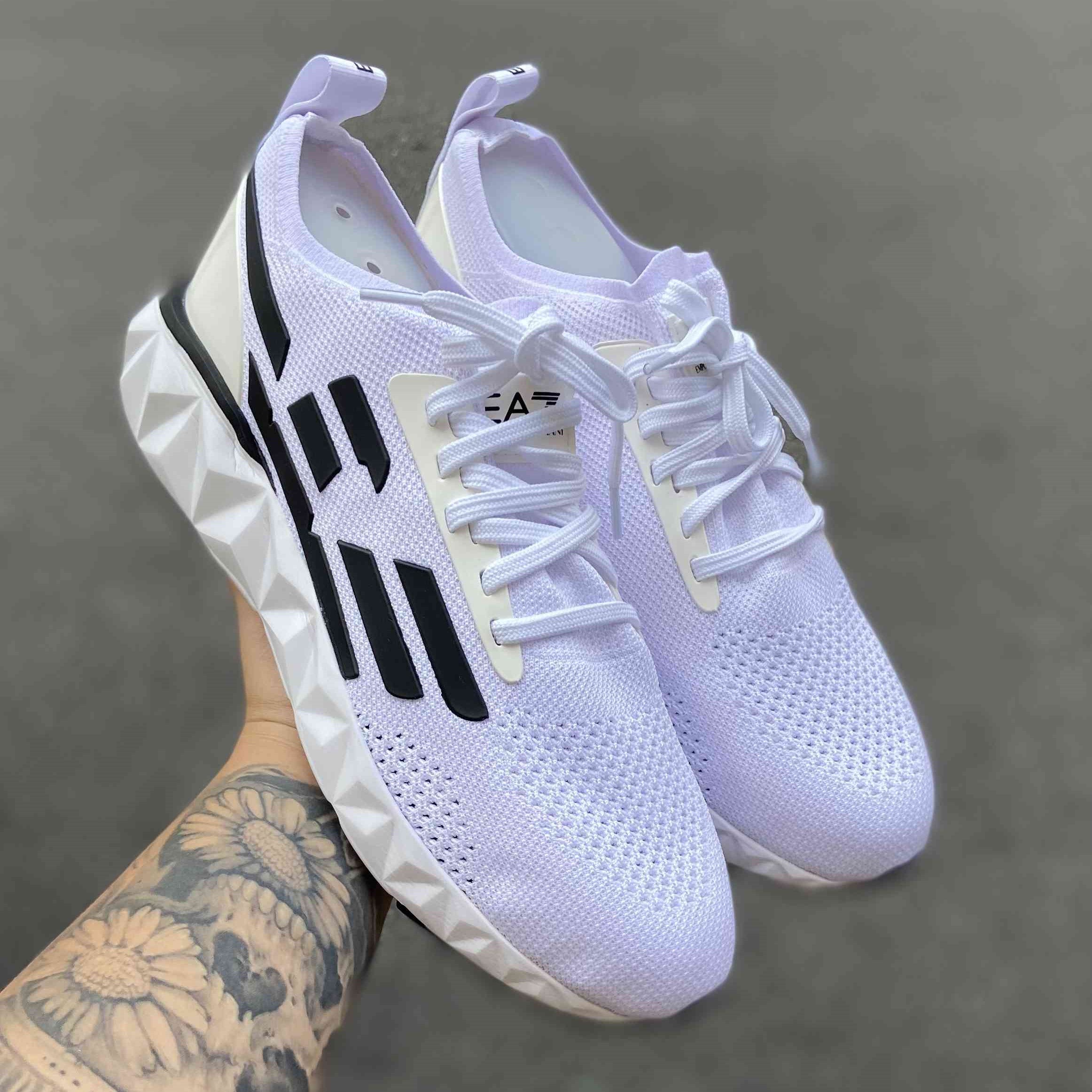 Ultimate C2 Combat White