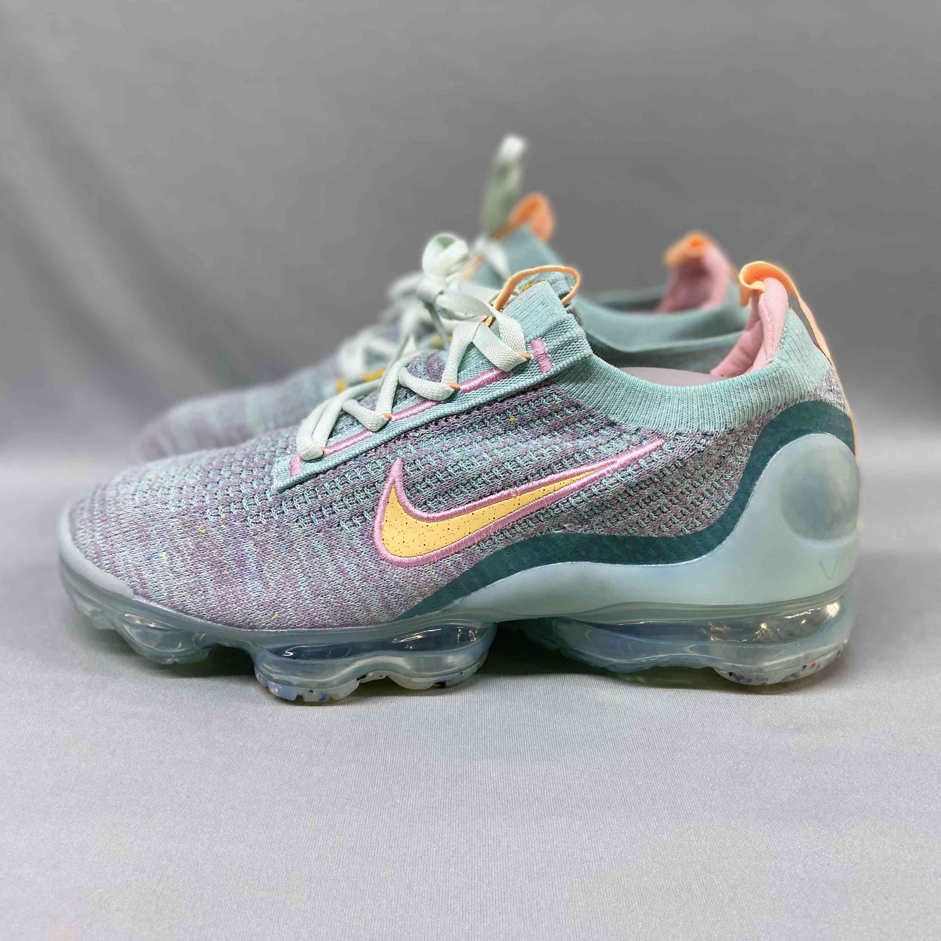 VaporMax 2021 Flyknit Light Dew