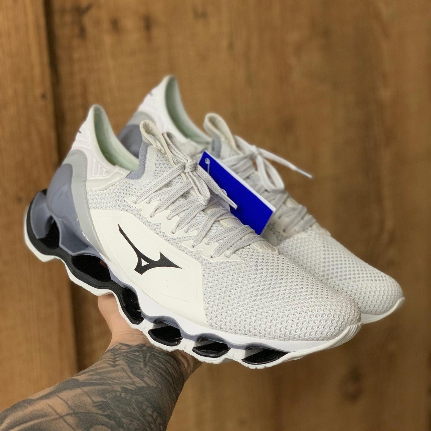 Wave Prophecy X White