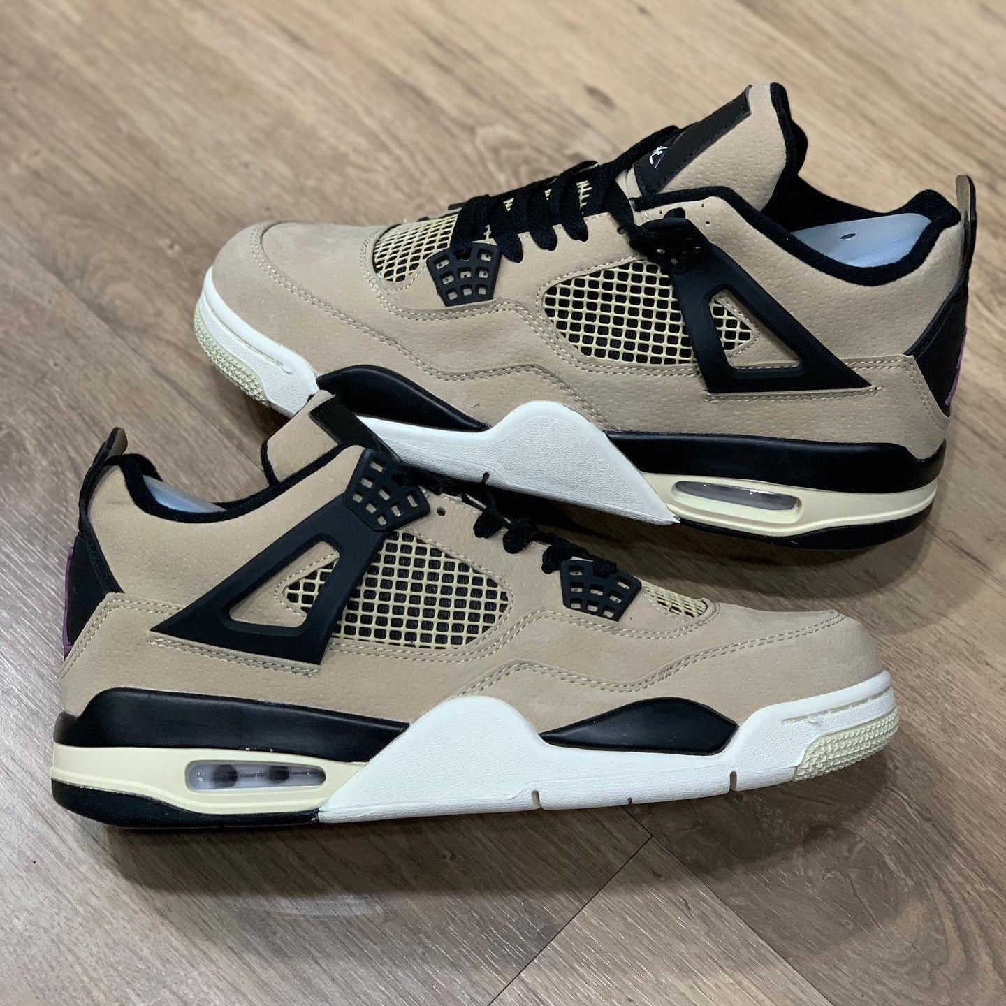 Air Jordan 4 Retro Mushroom