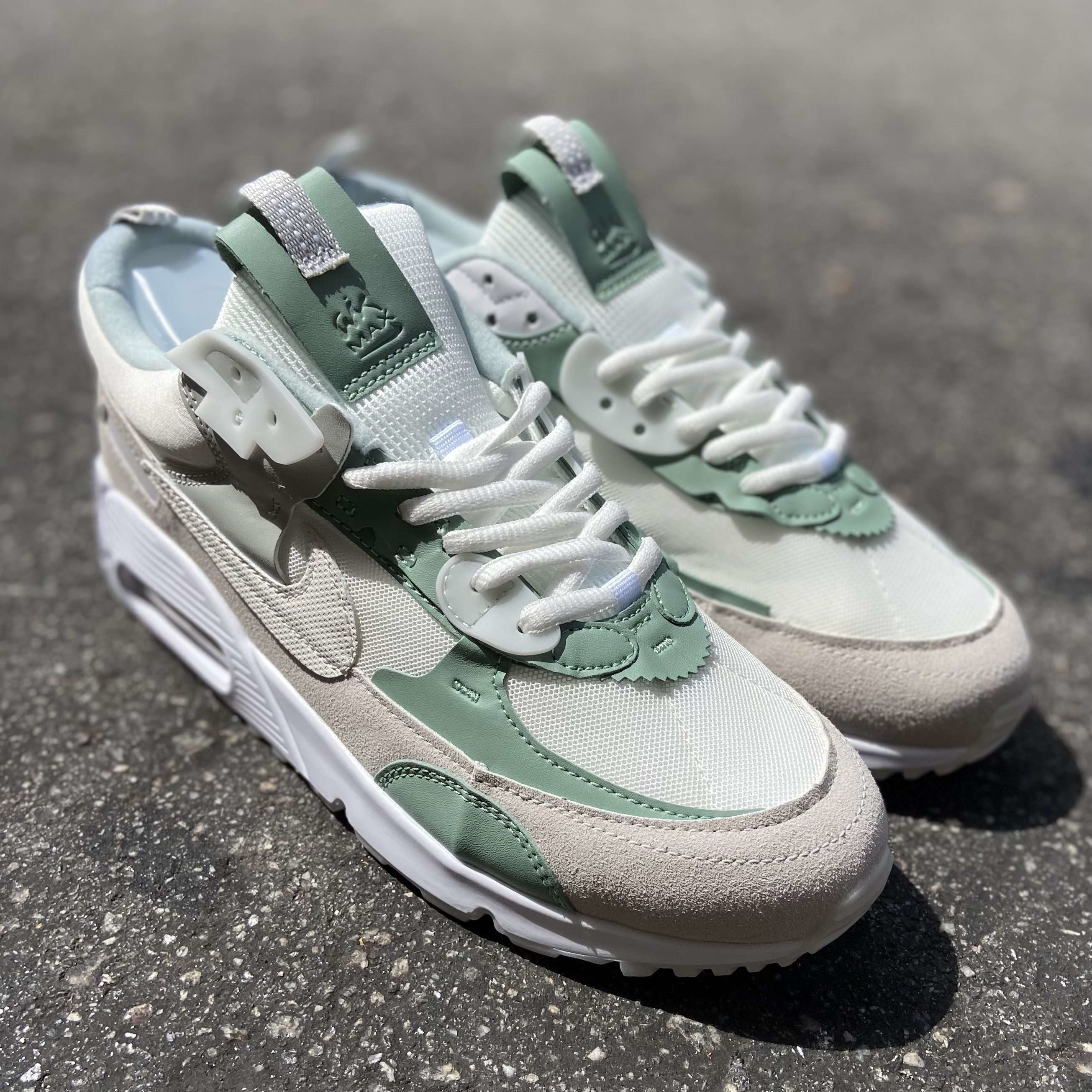 Air Max 90 Futura White Olive Aura