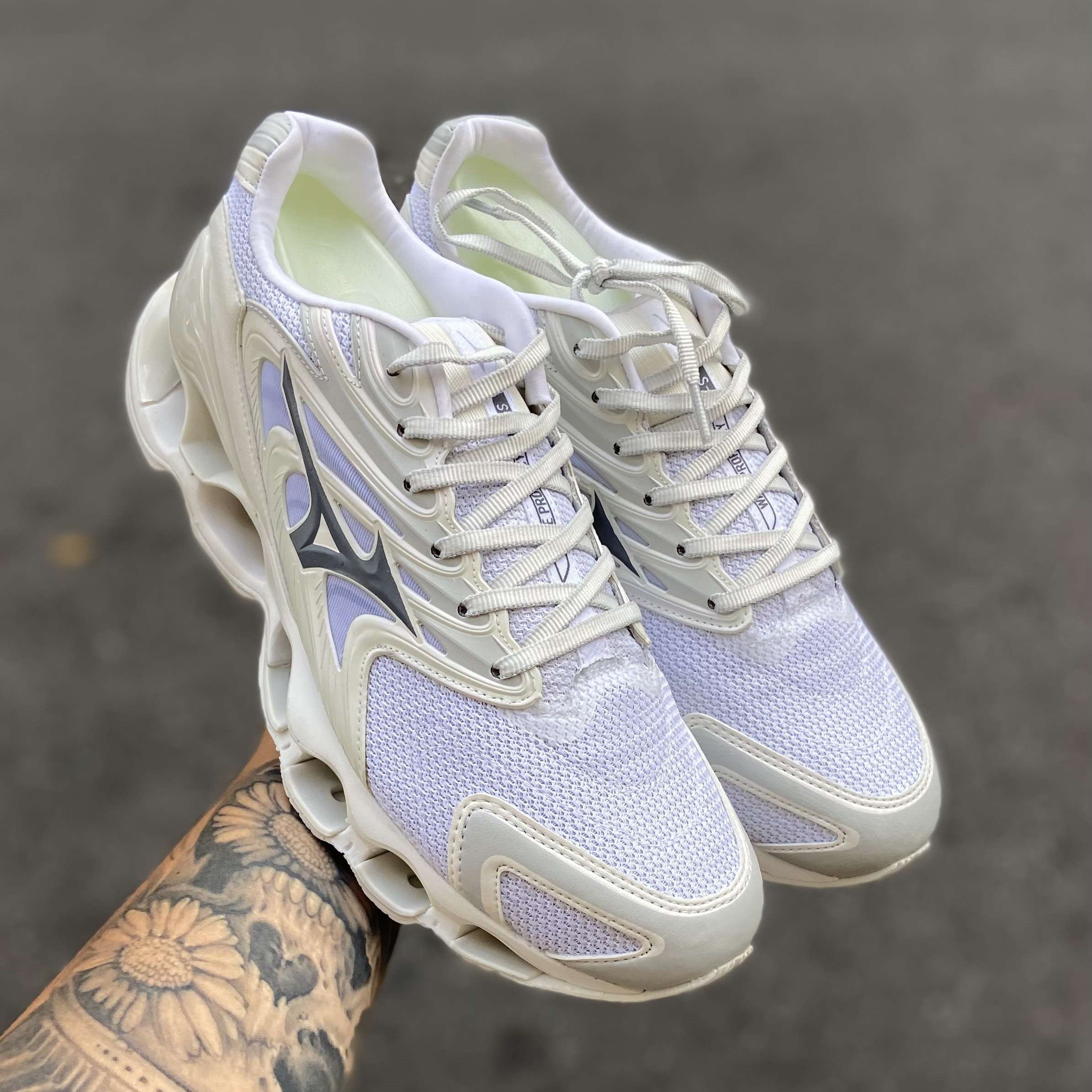 Wave Prophecy 12S White