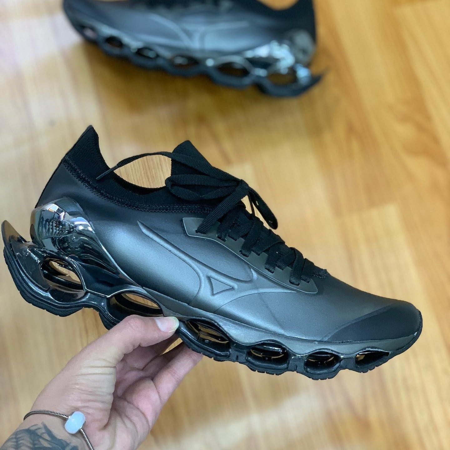 Wave Prophecy X Hajime Sorayama Dark Metalic