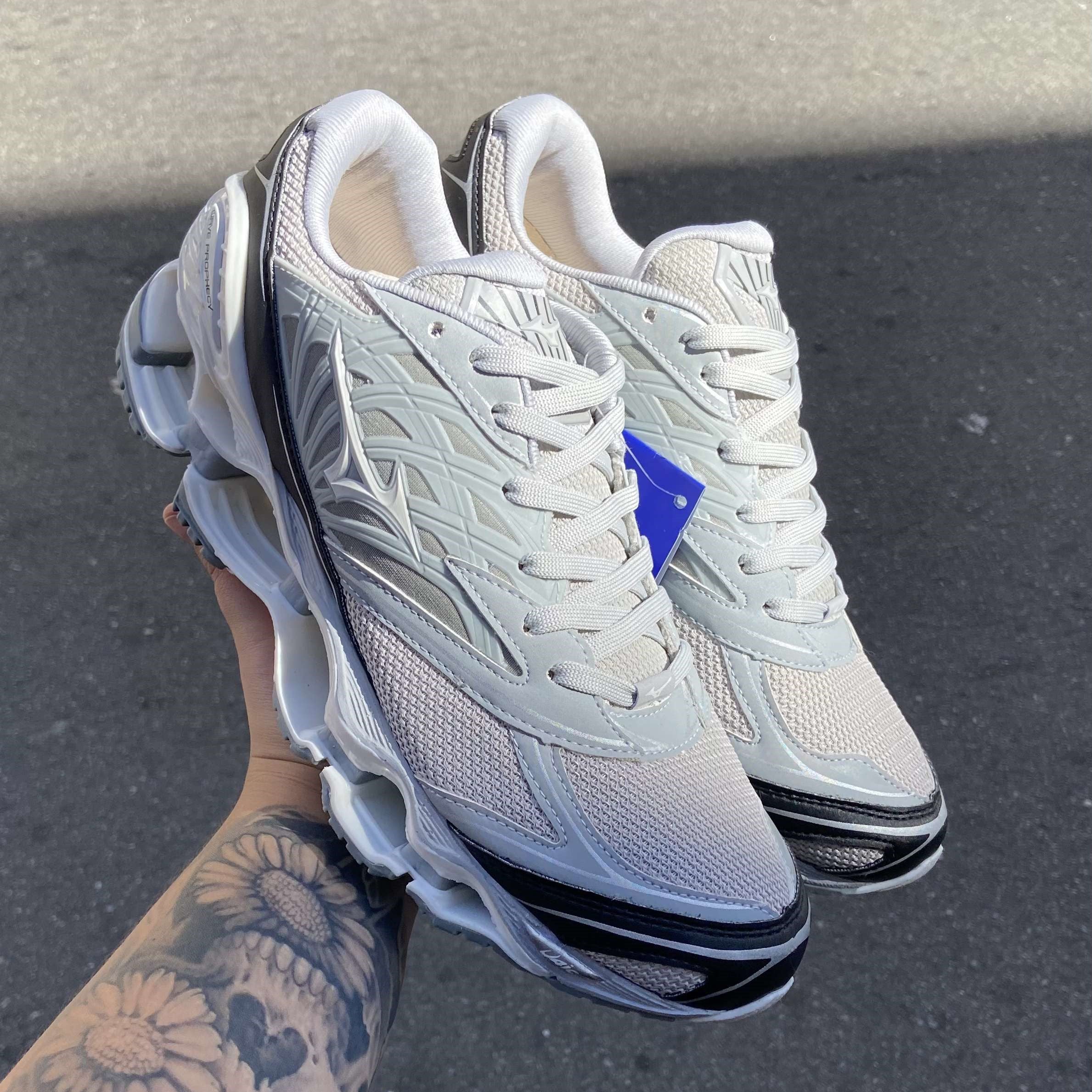 Wave Prophecy LS White Grey