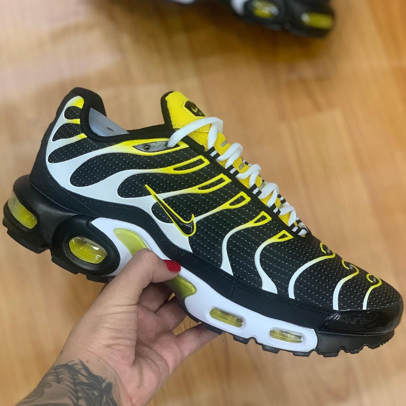 Air Max Plus TN Black Tour Yellow
