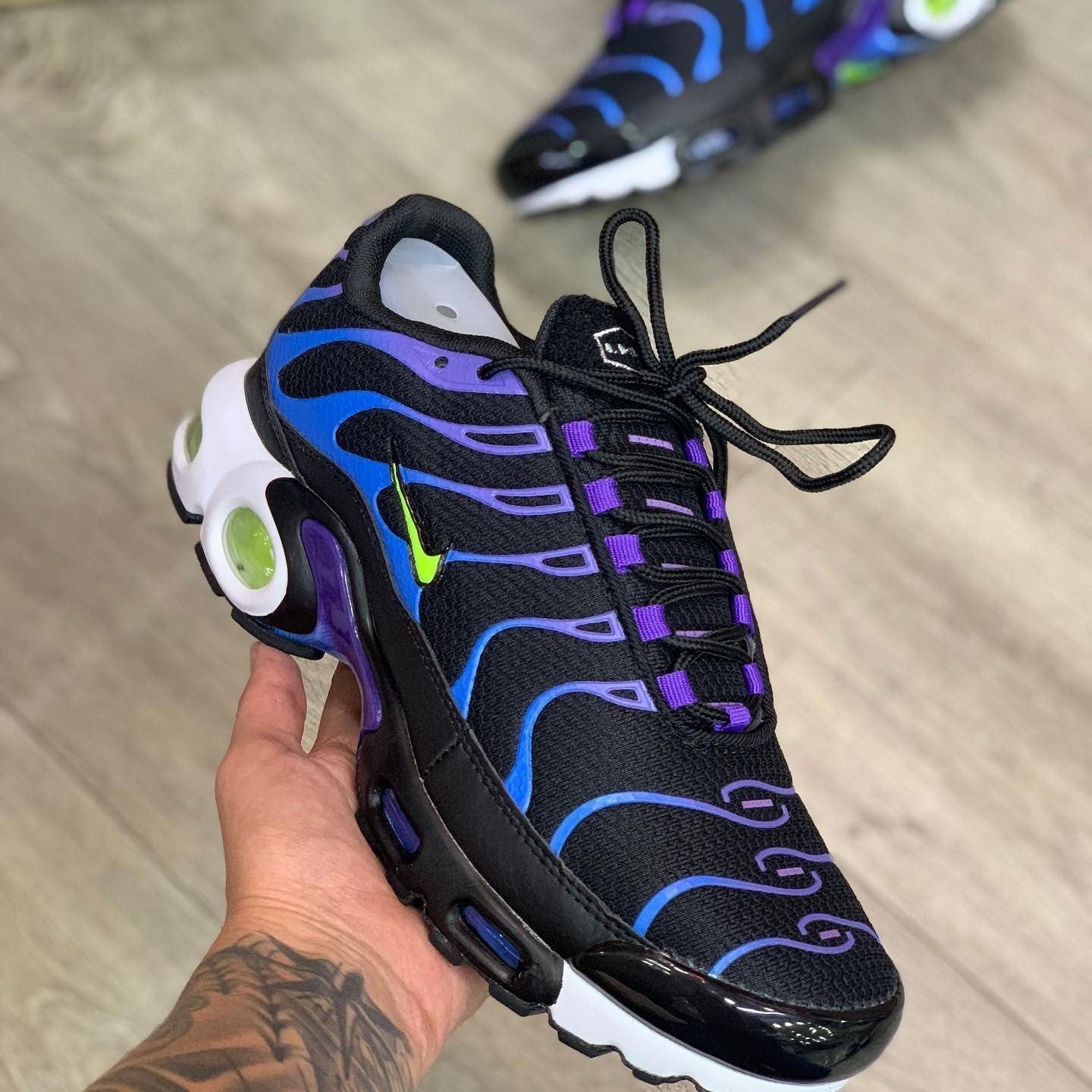 Air Max Plus TN Kaomoji