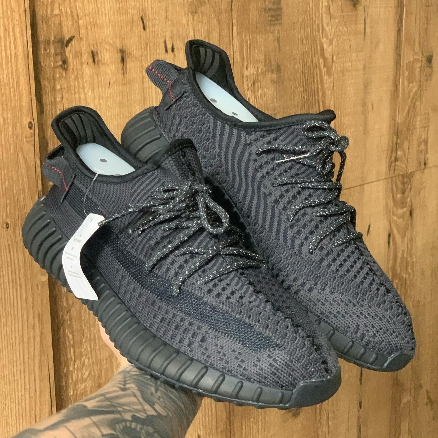 Yeezy Boost 350 v2 Onyx