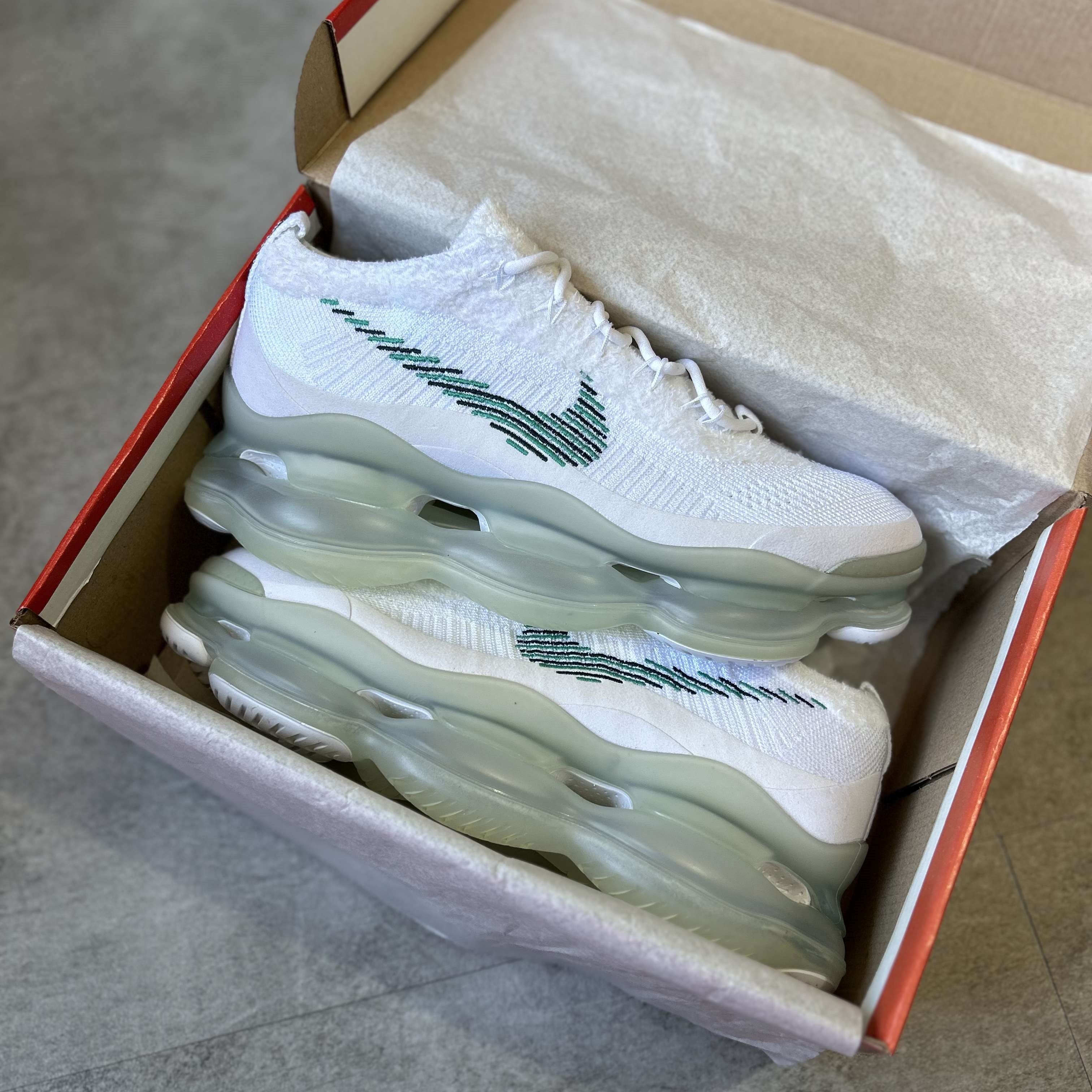 Air Max Scorpion Flyknit White Clear Emerald