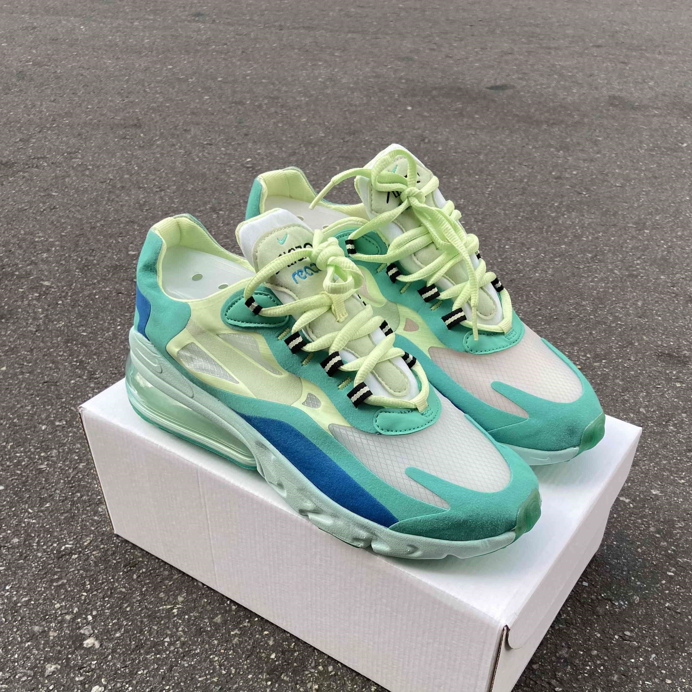 Air Max 270 React Psychedelic Art