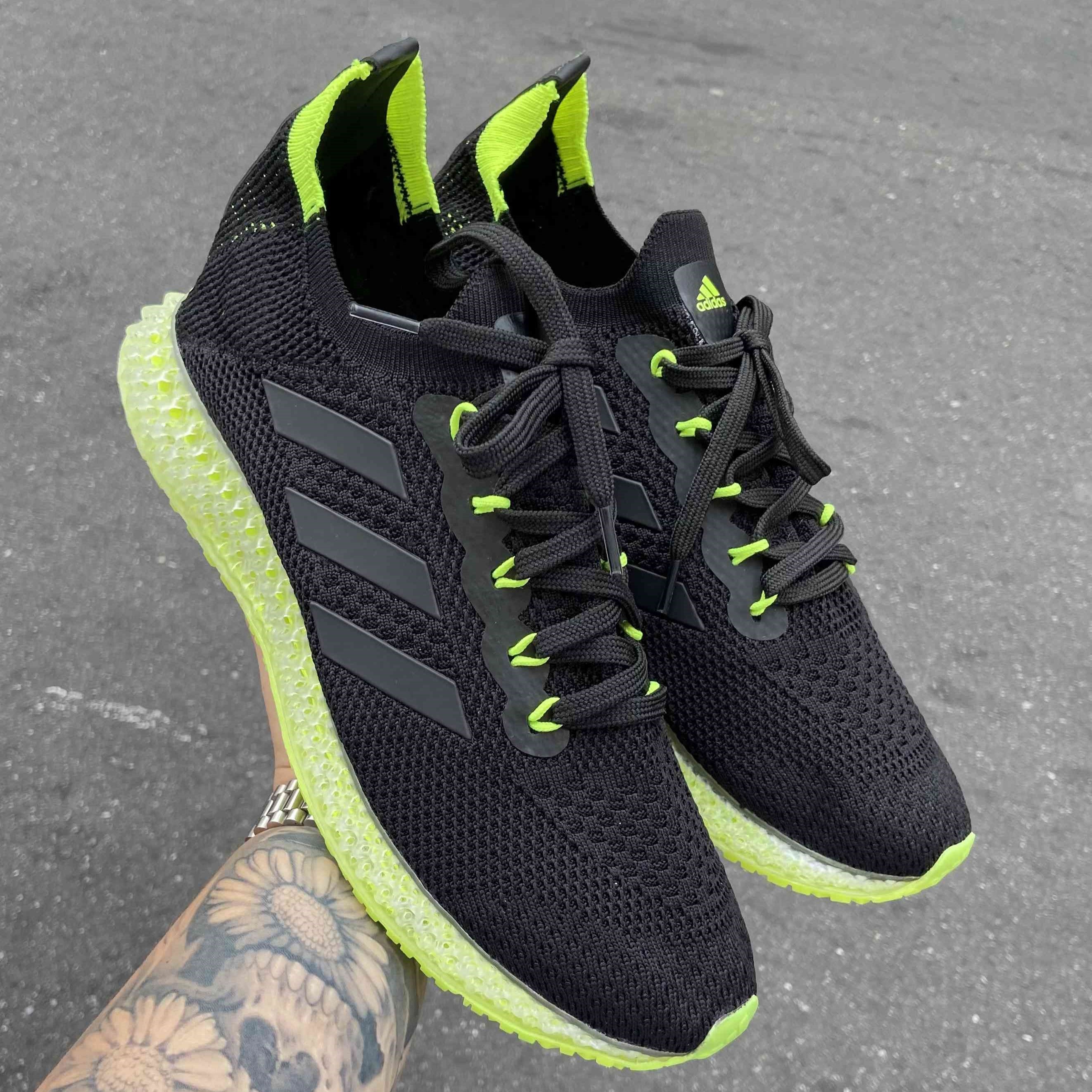 Futurecraft 4D Black Gren Line