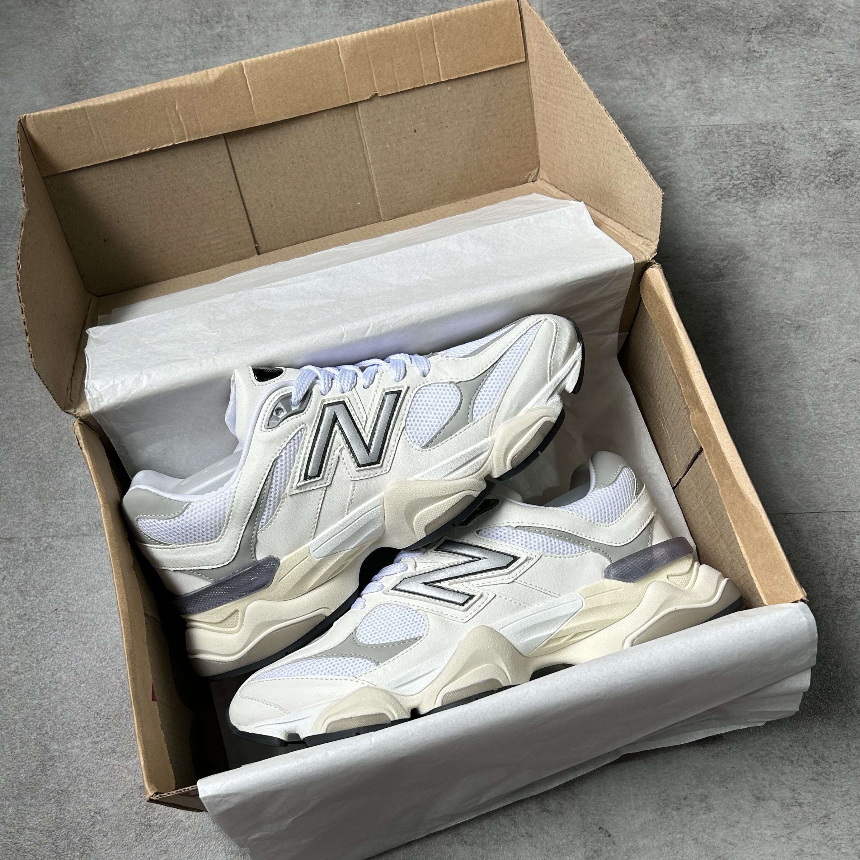 New Balance 9060 Sea Salt Concrete