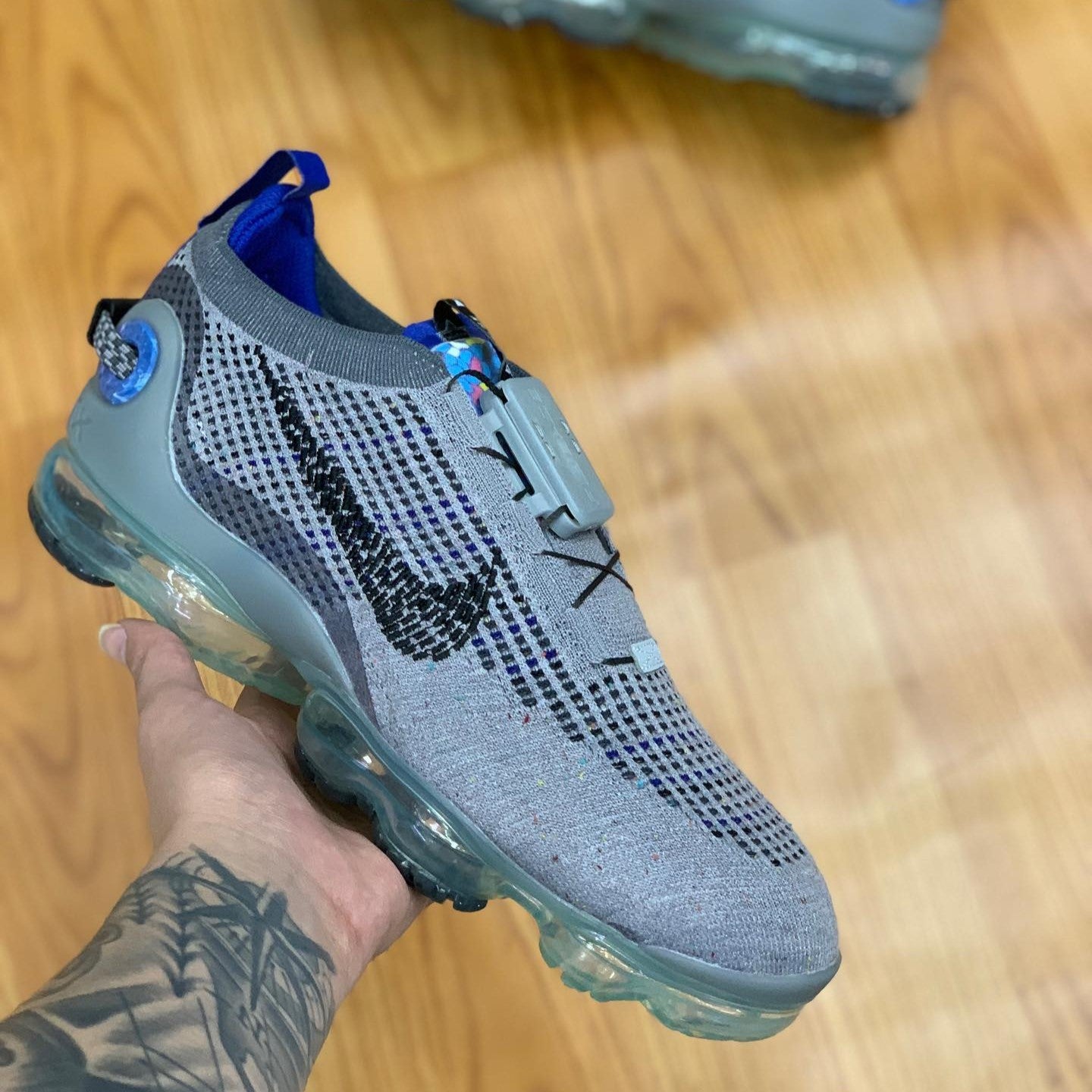 VaporMax 2020 Flyknit Particle Grey