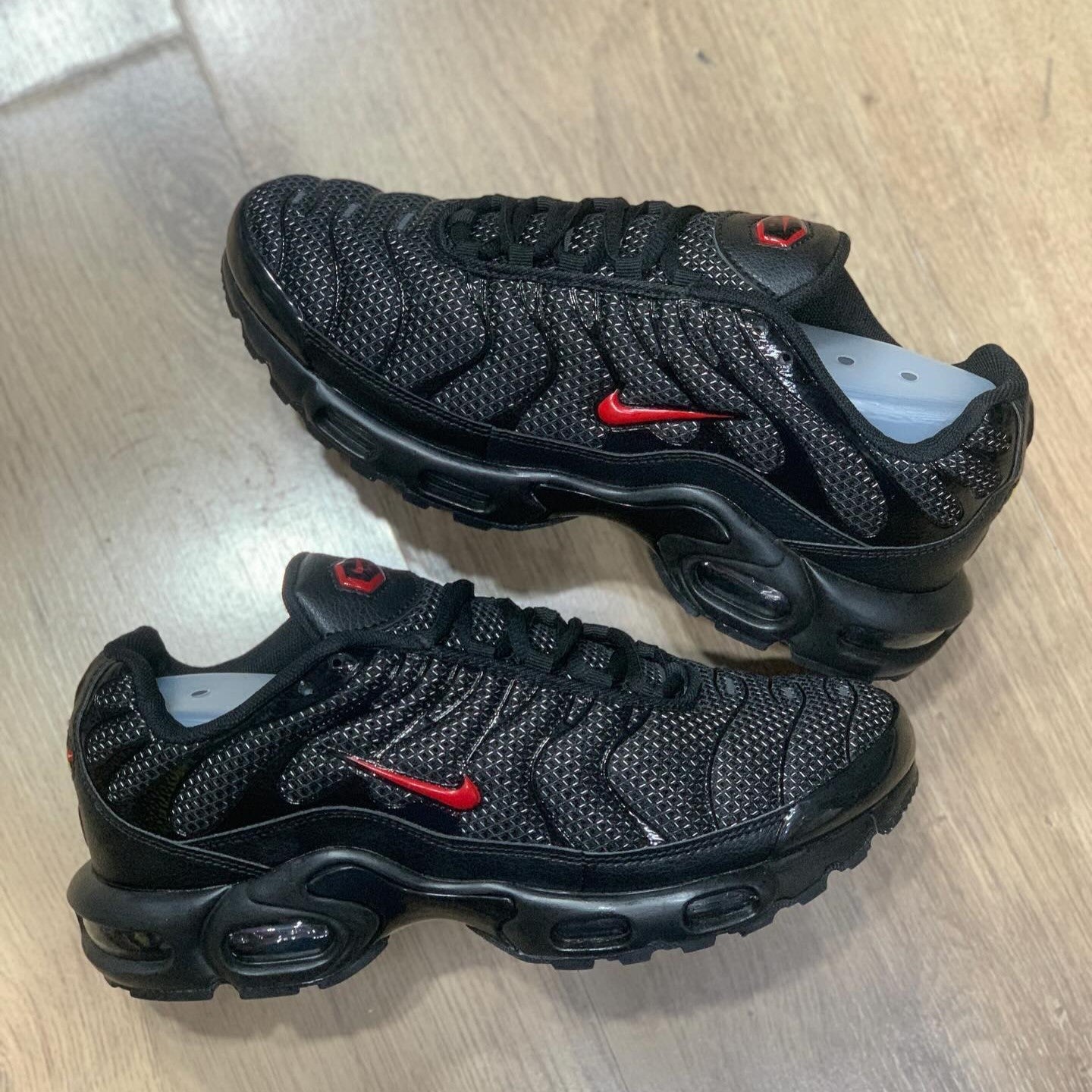 Air Max Plus TN Black University Red Reflective Silver