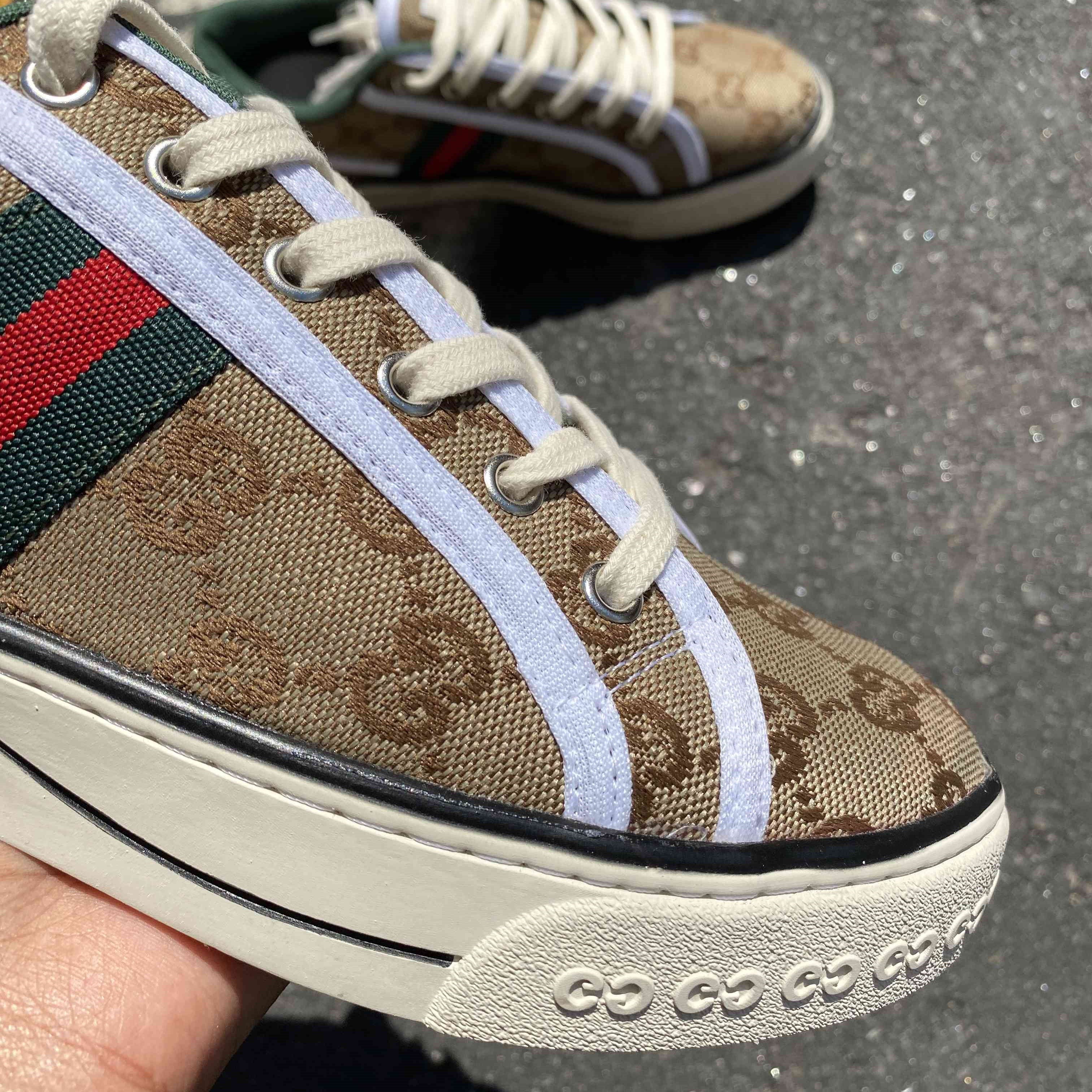 Men's GG Gucci Tennis 1977 Beige