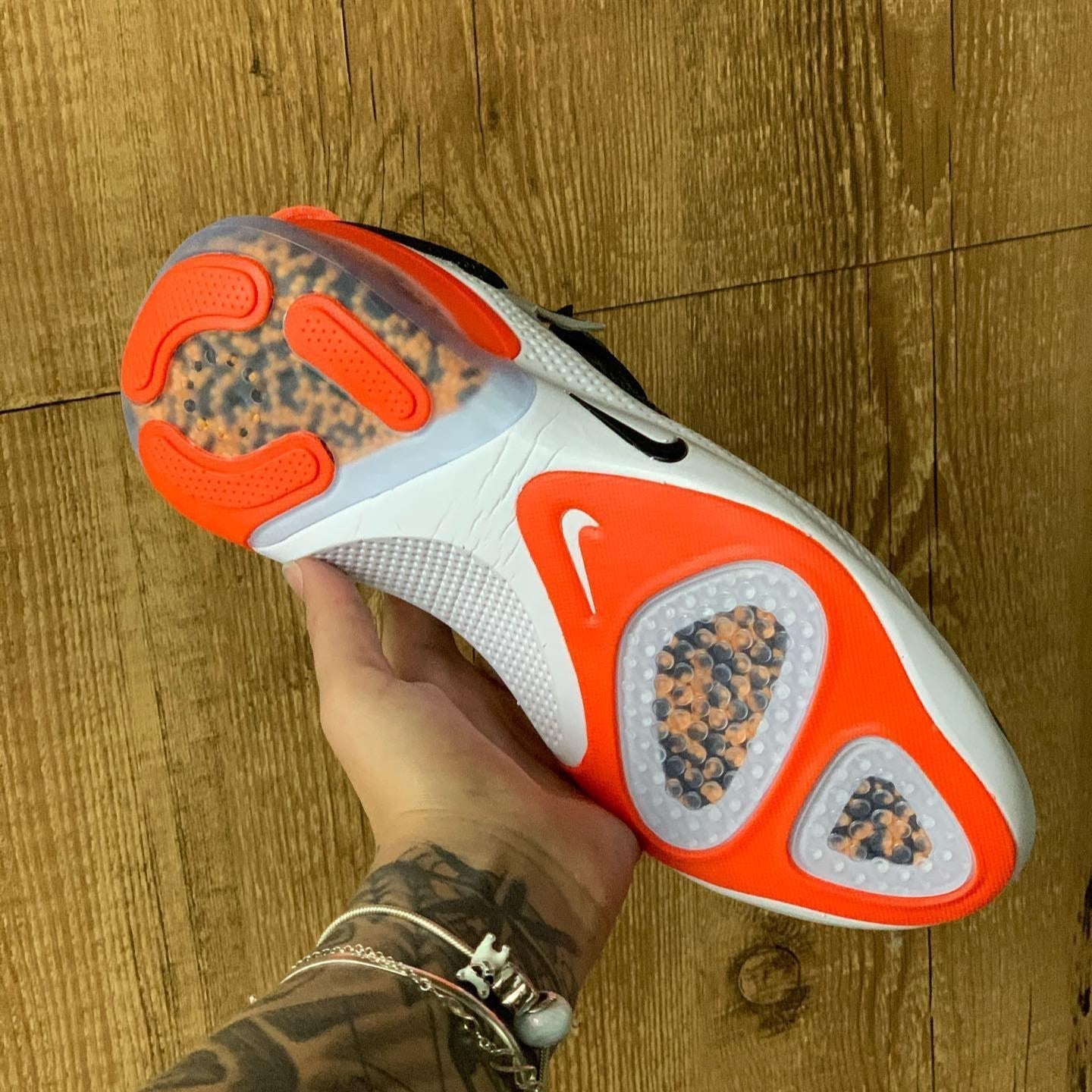 Joyride Run FK Bright Cimson