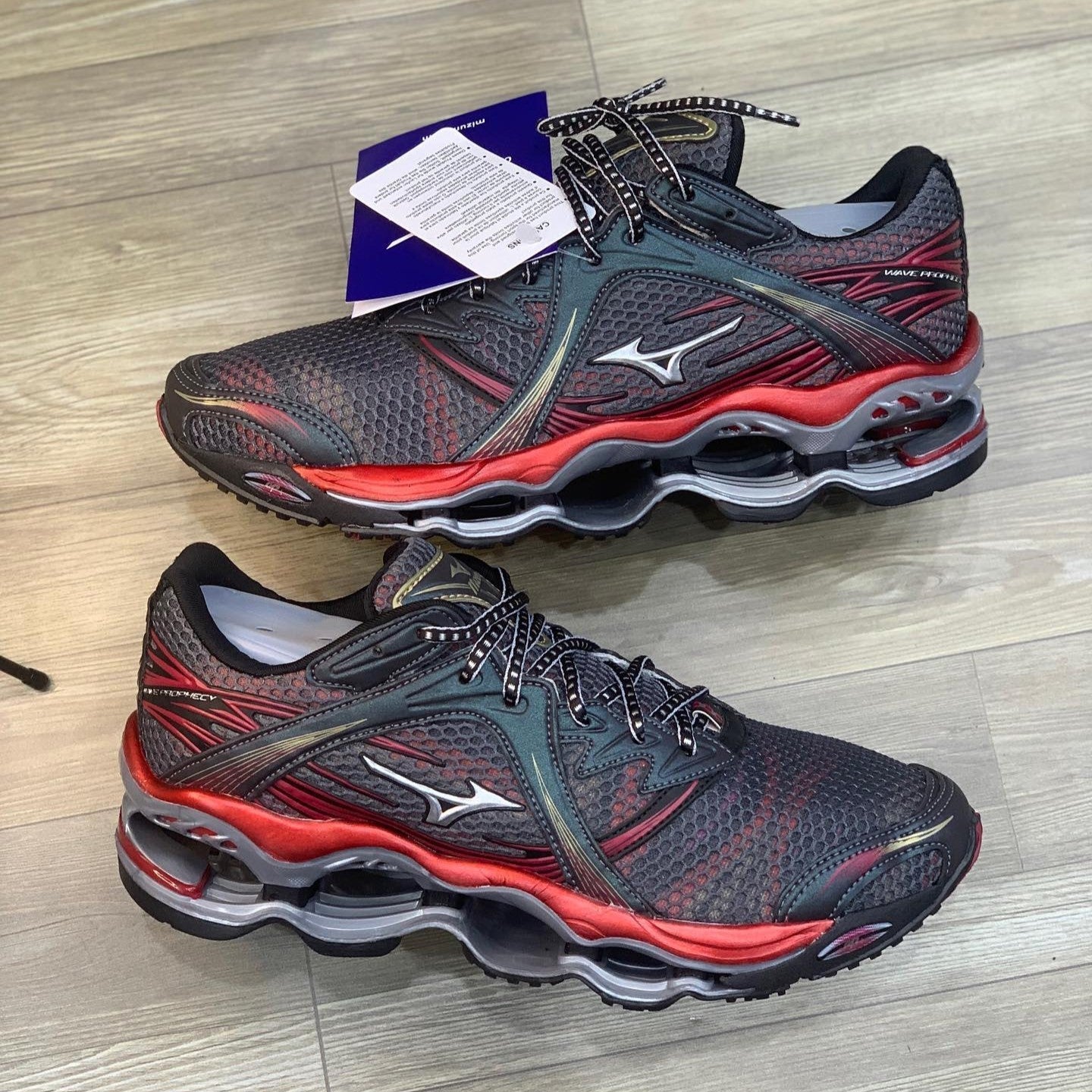 Wave Prophecy 1 Grey Red