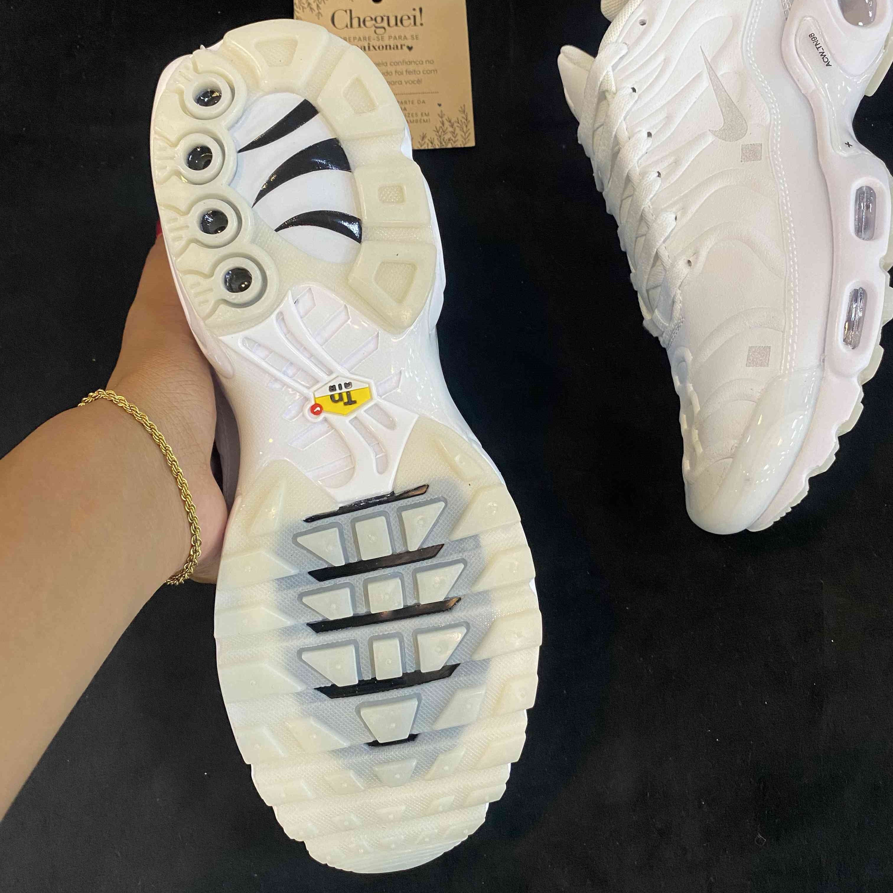 Air Max Plus TN x A-COLD-WALL White Grey
