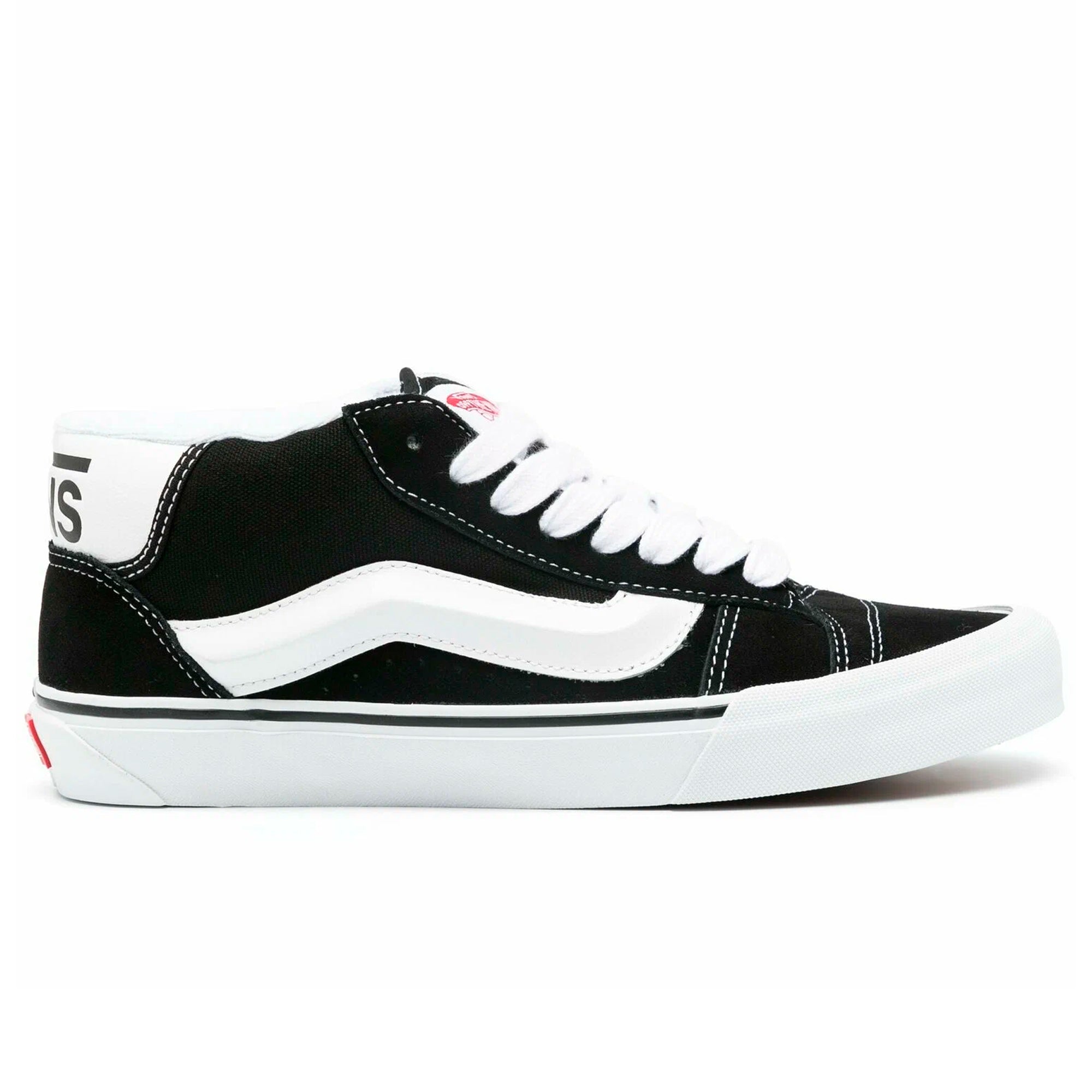 Knu Mid Black White
