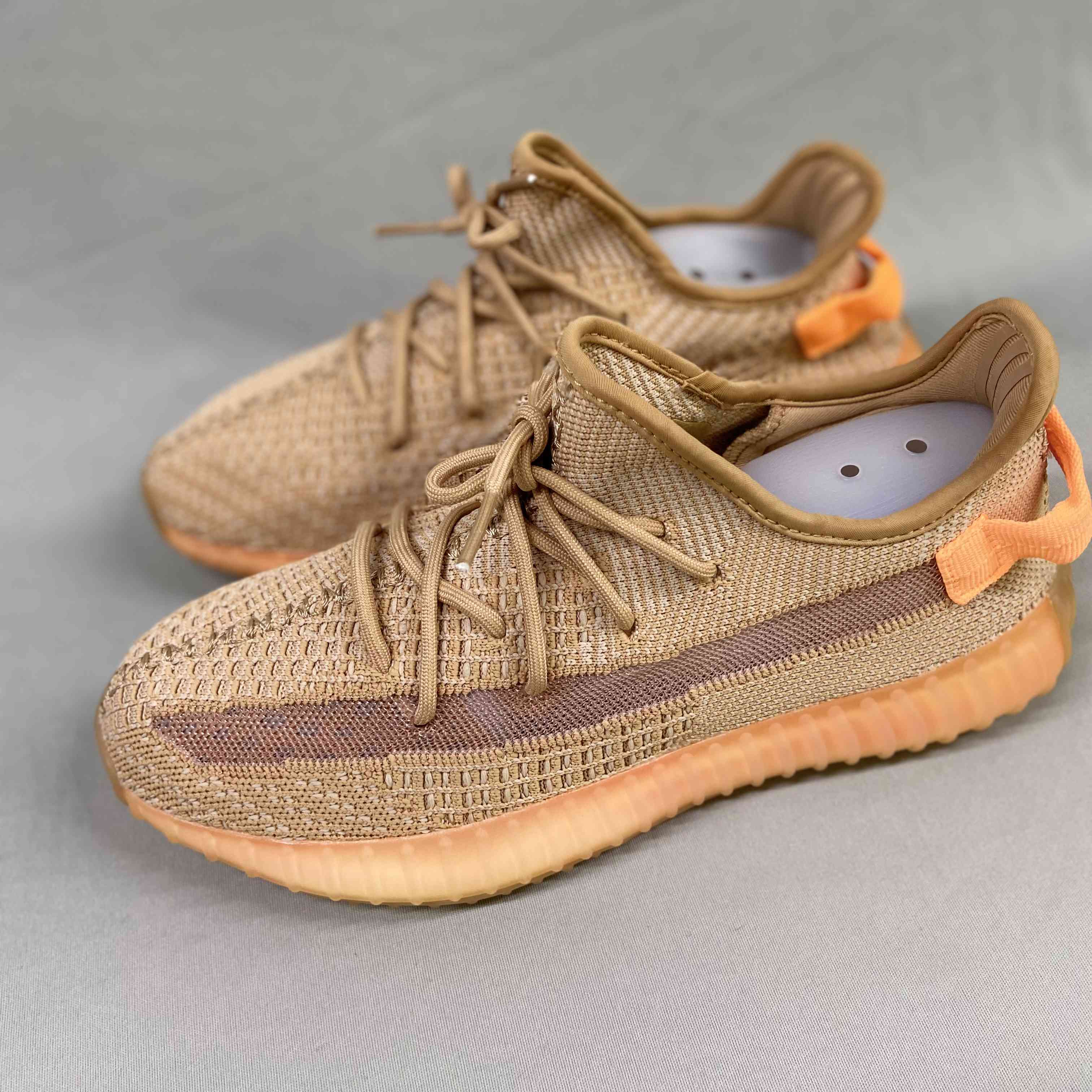 Yeezy Boost 350 v2 Clay