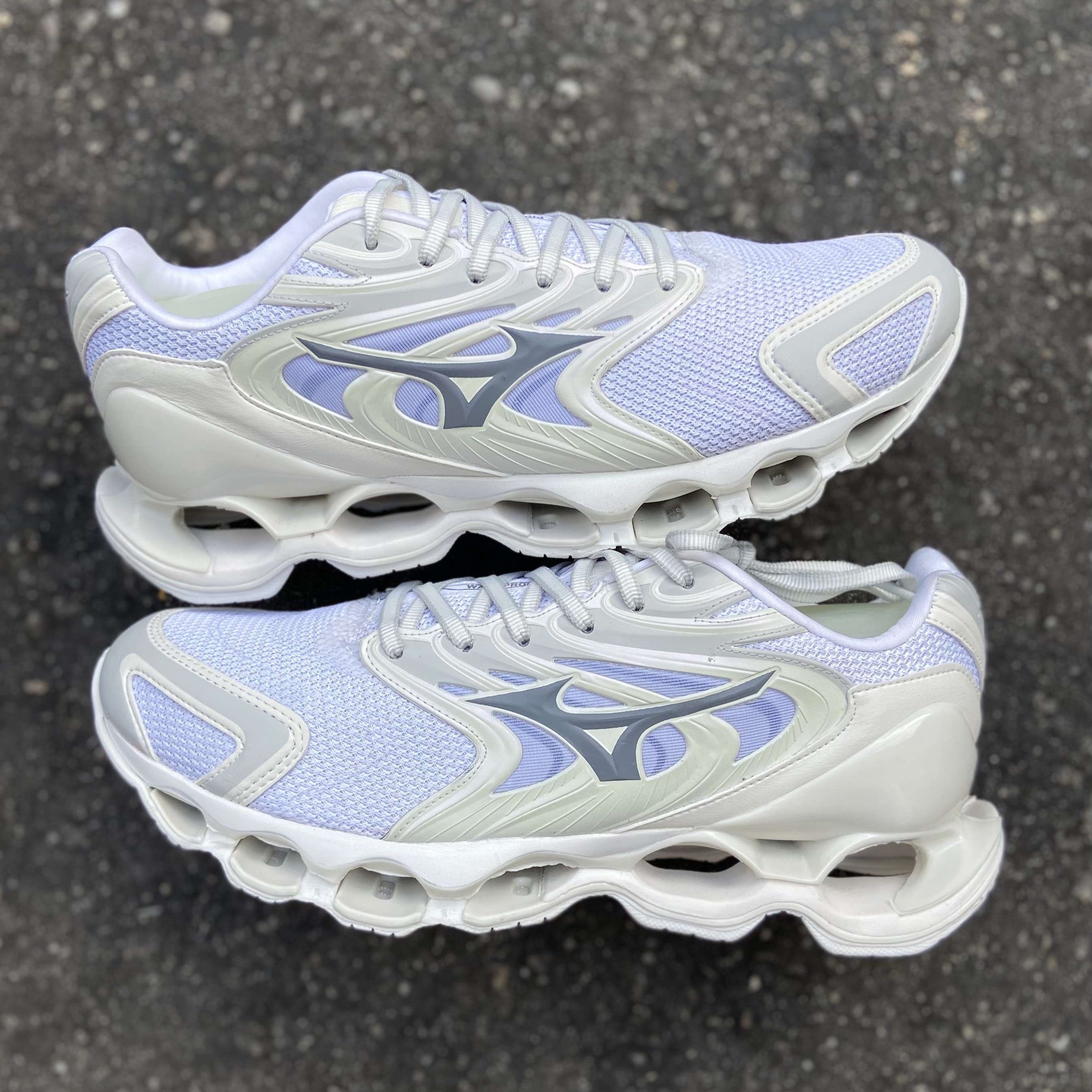 Wave Prophecy 12S White