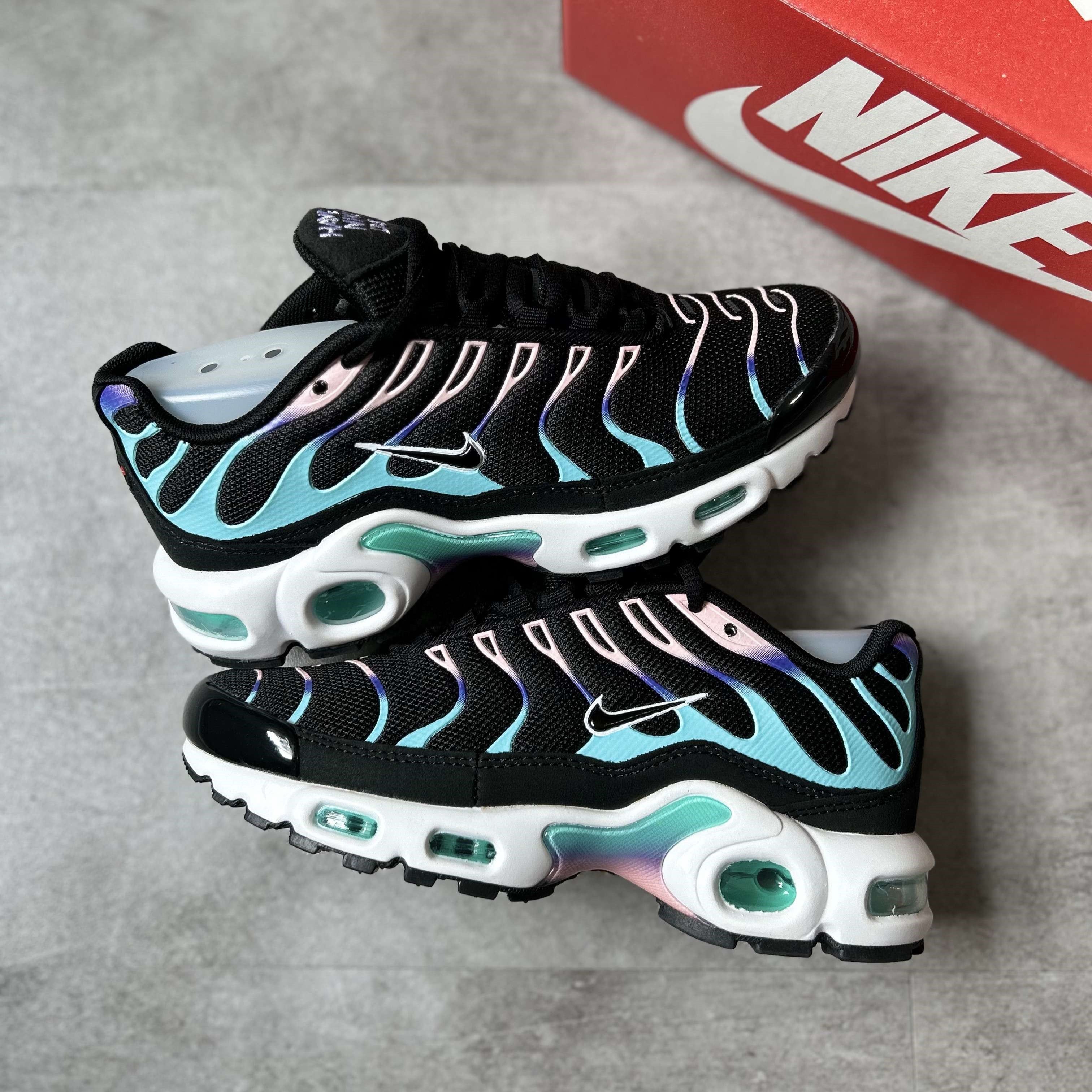 Air Max Plus TN Have a Nike Day