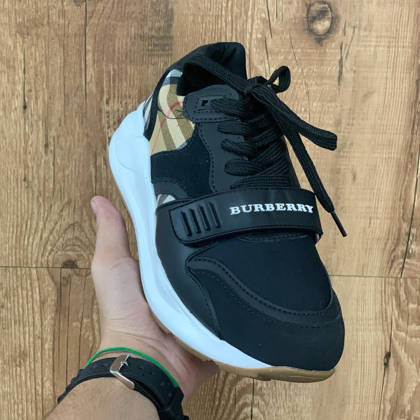 Burberry Ramsey Sneaker Black Beige