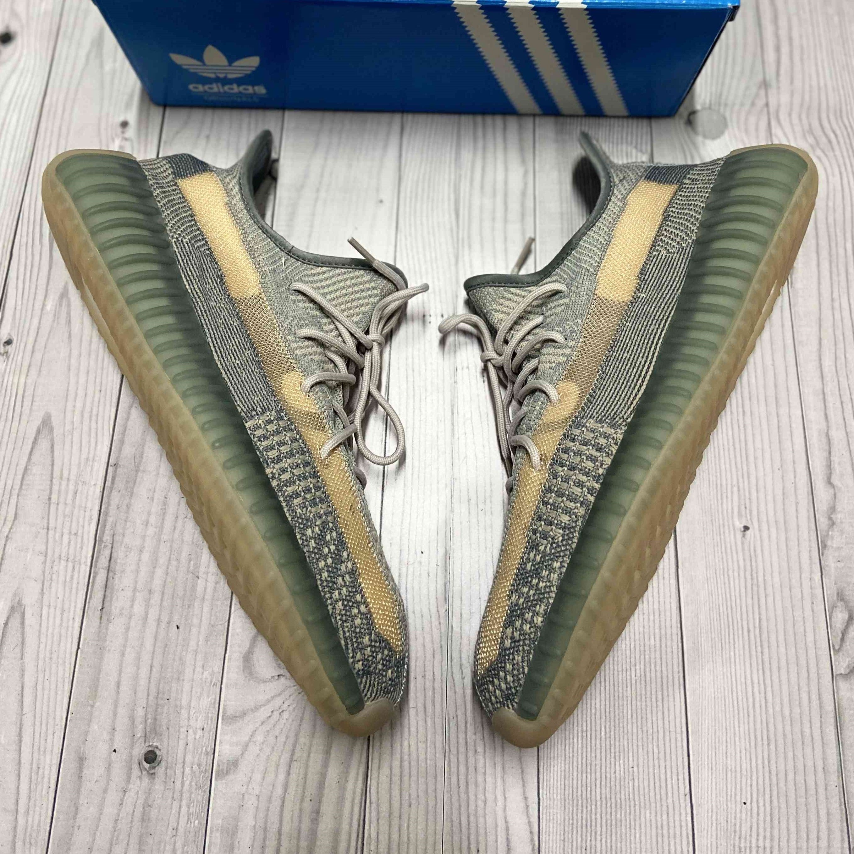 Yeezy Boost 350 v2 Israfil