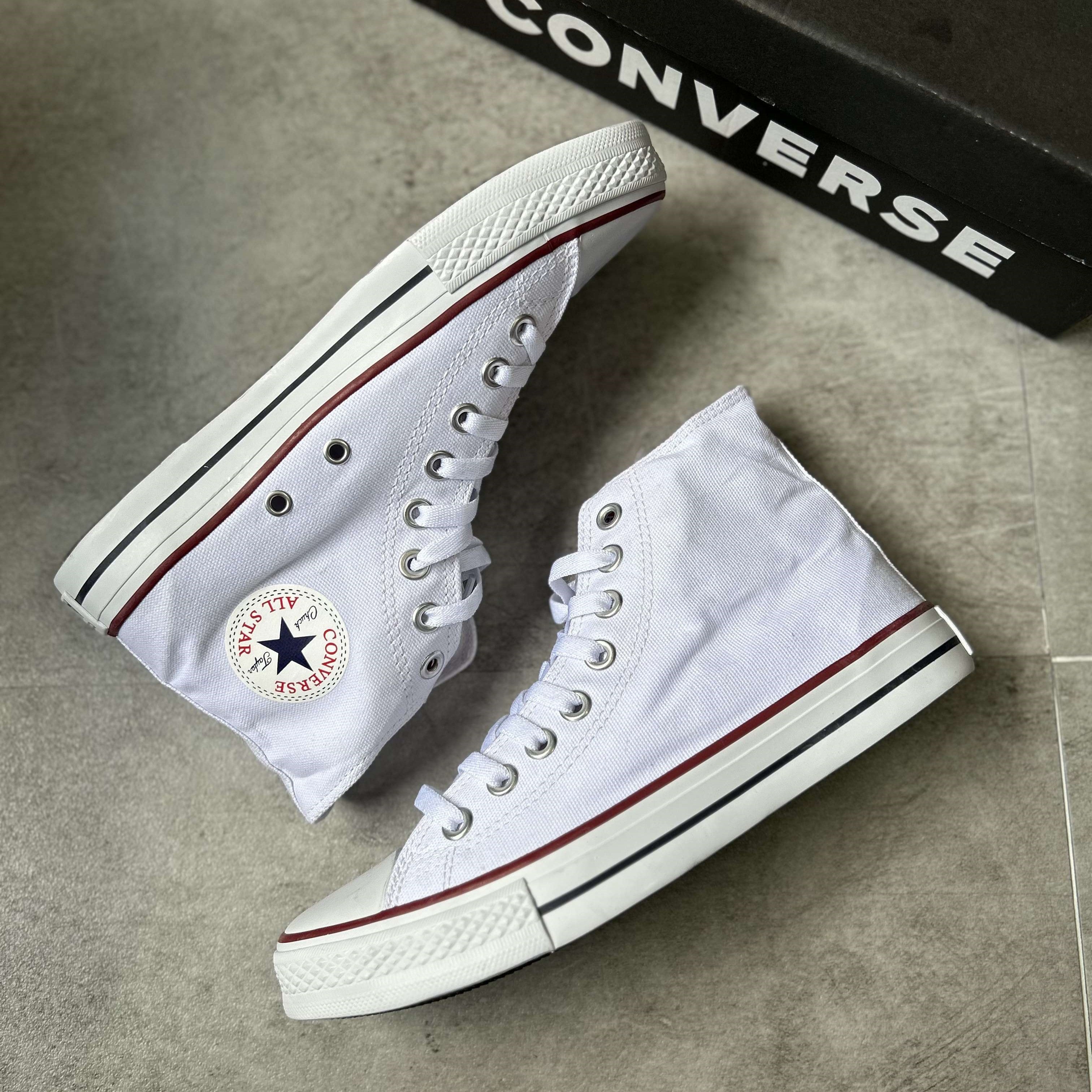 Chuck Taylor All Star Leather Hi White