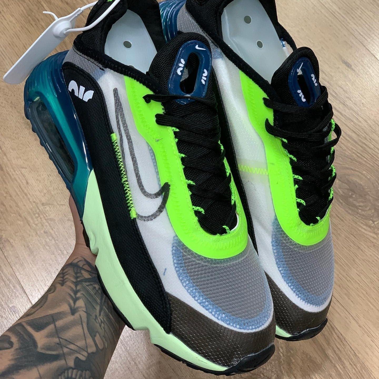 Air Max 2090 Volt Blue