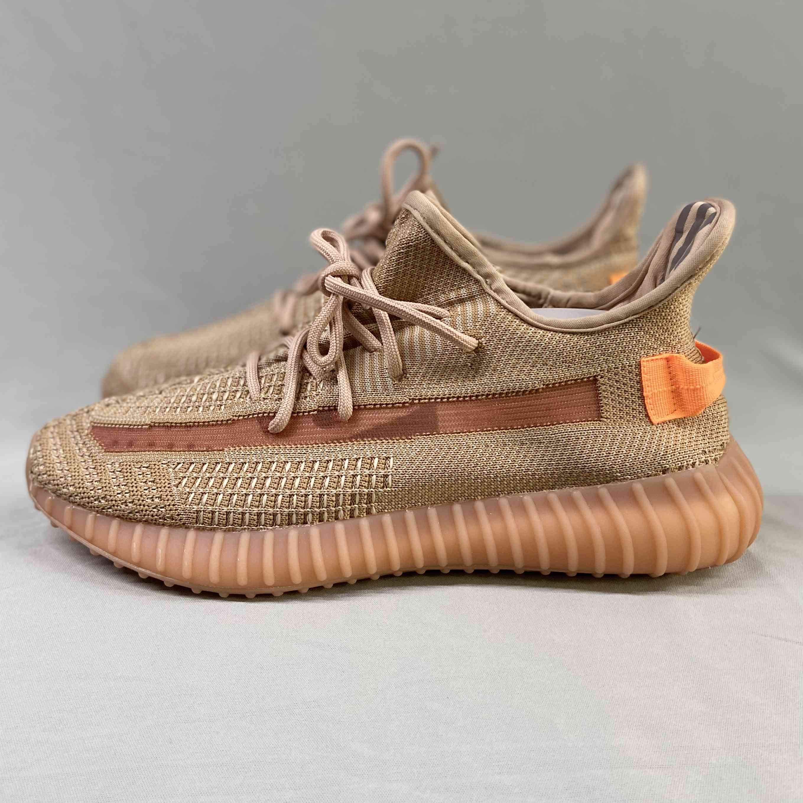Yeezy Boost 350 v2 Clay