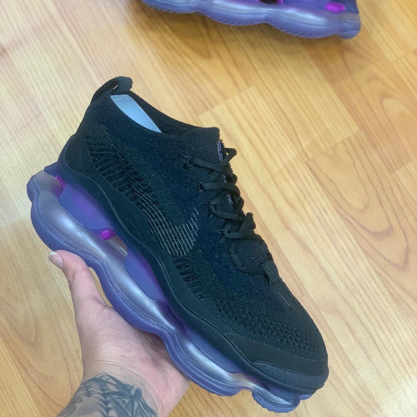 Air Max Scorpion Black Persian Violet