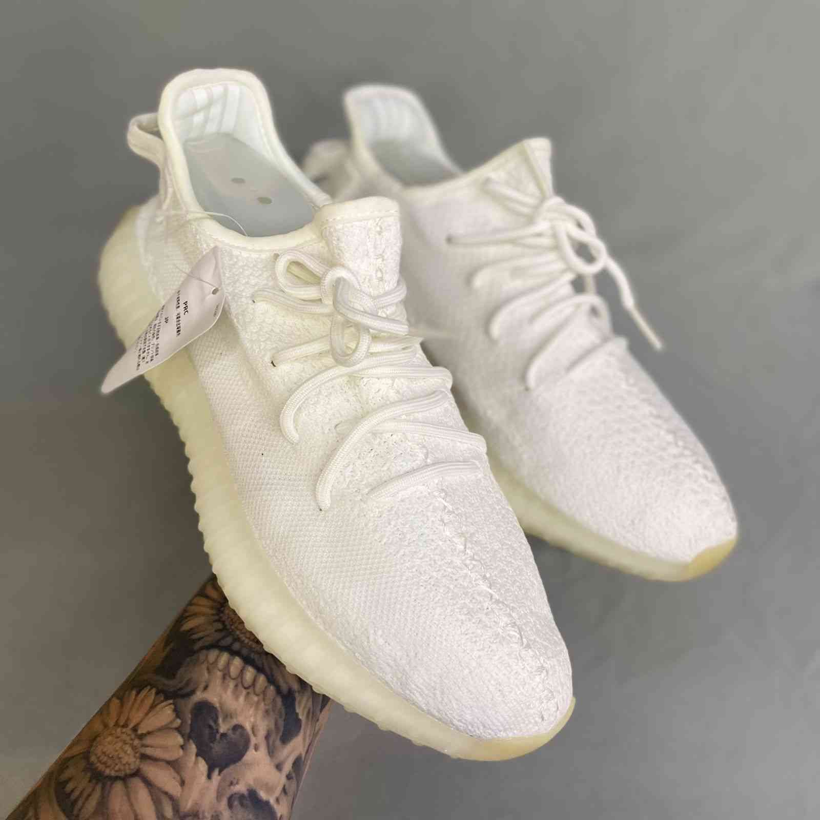 Yeezy Boost 350 v2 Bone