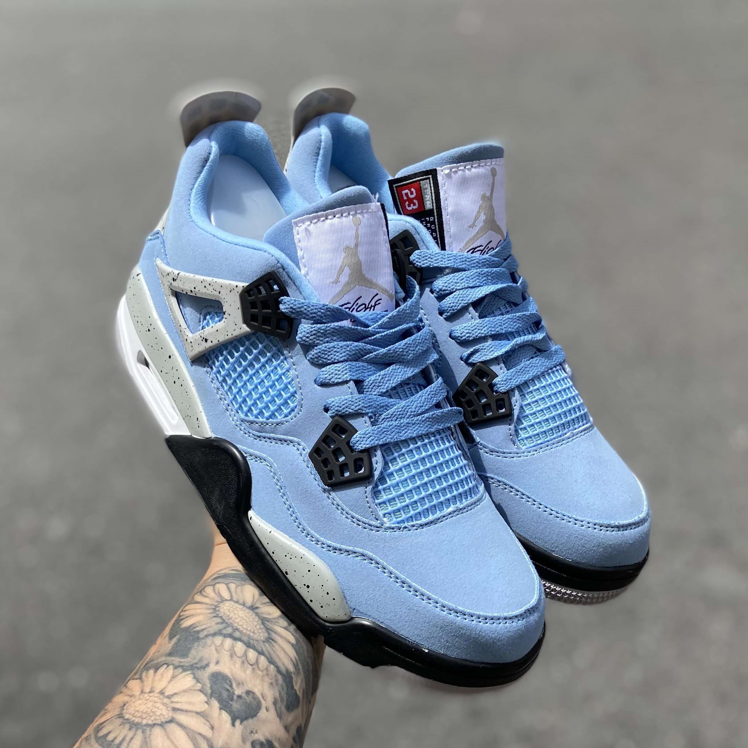 Air Jordan 4 Retro University Blue