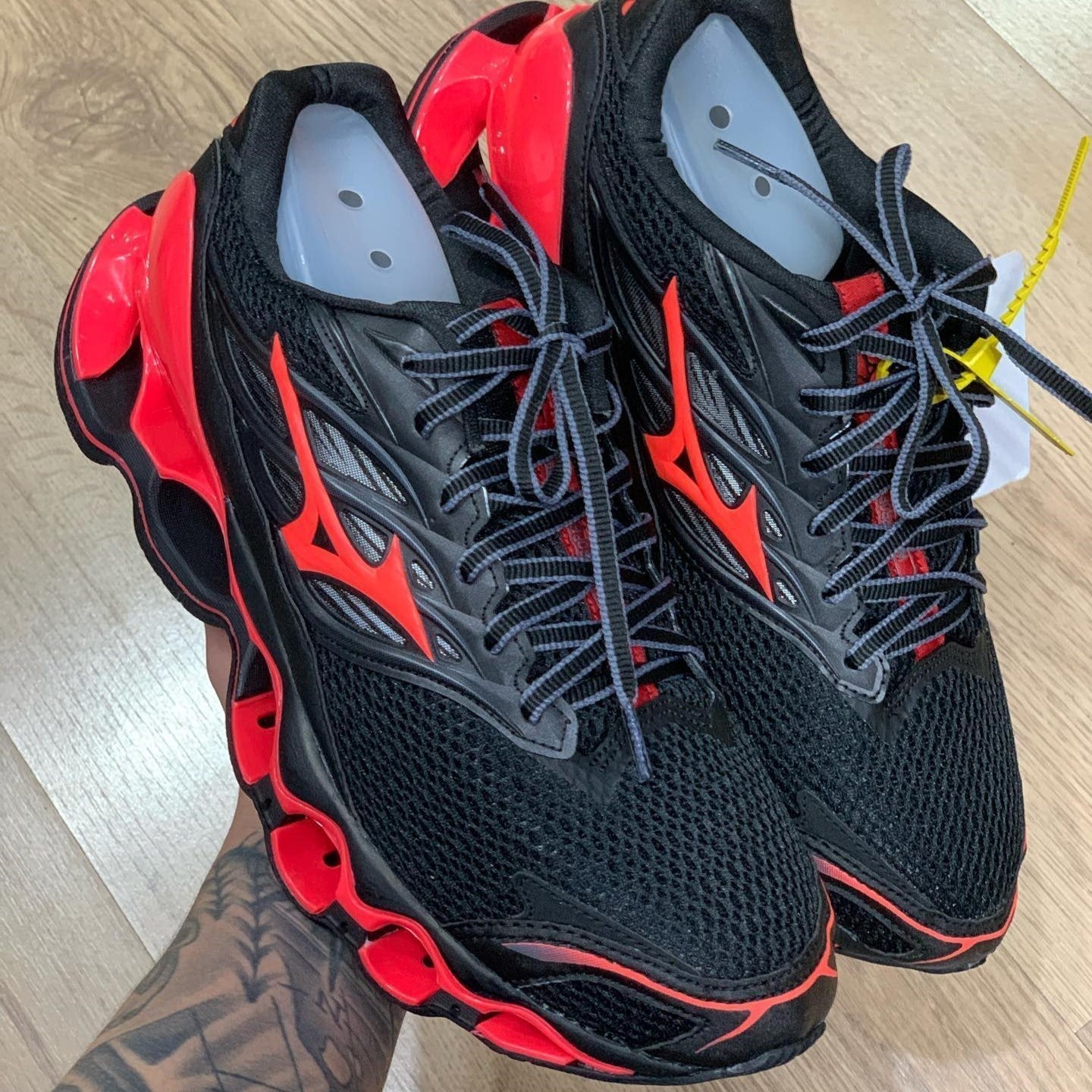 Wave Prophecy 11S Black Red