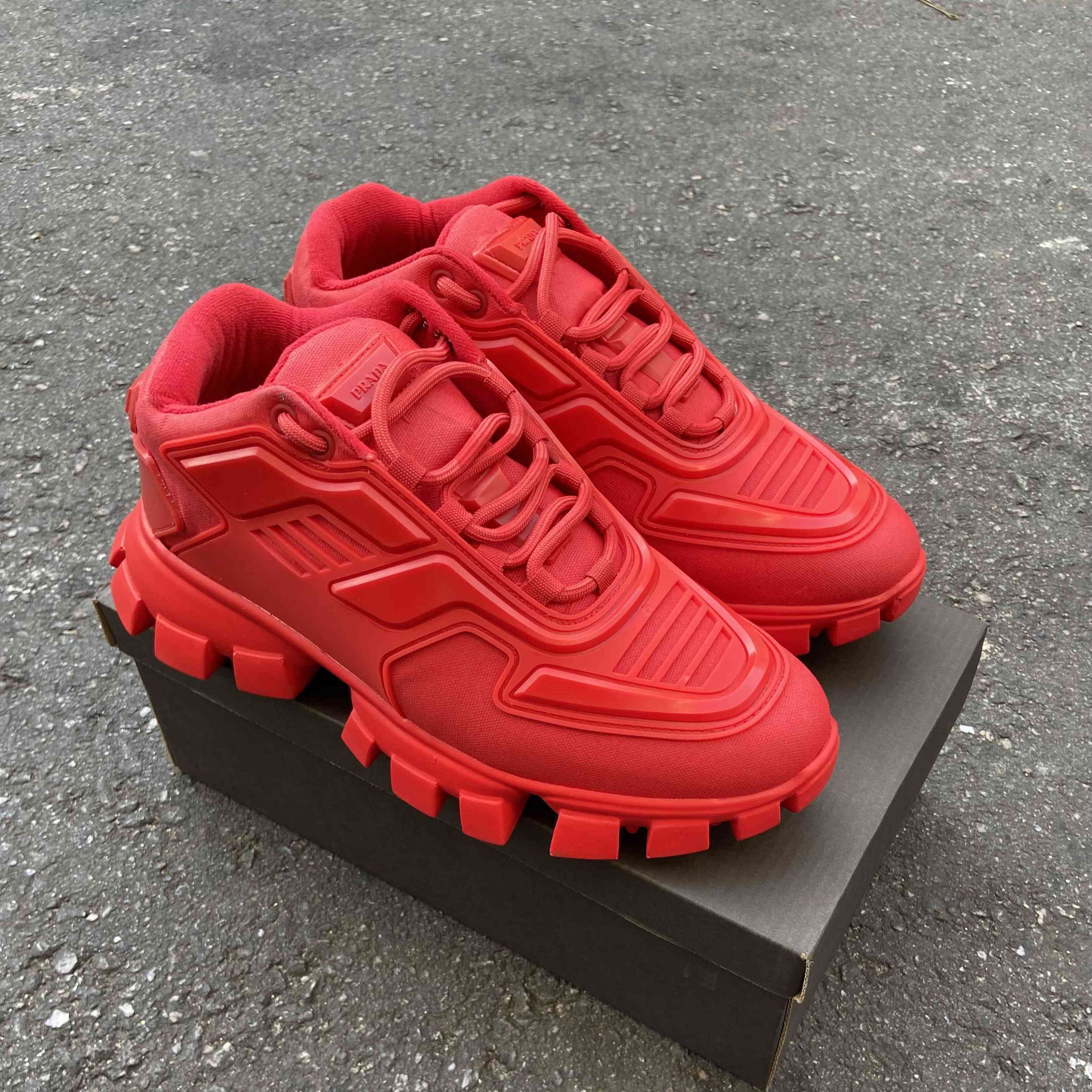 Cloudbust Thunder Red
