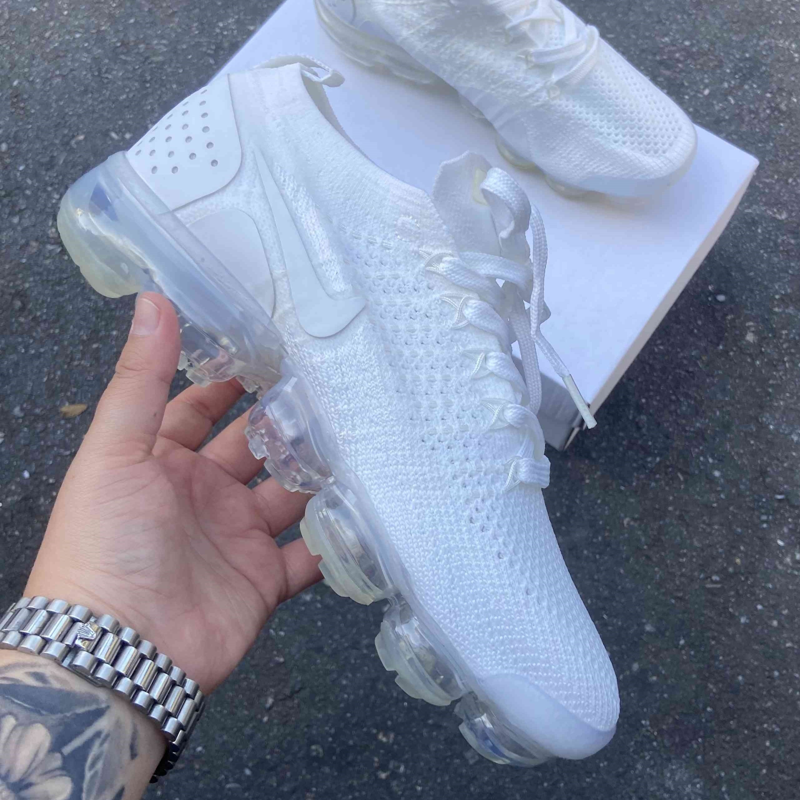 VaporMax Flyknit 2 Pure Platinum