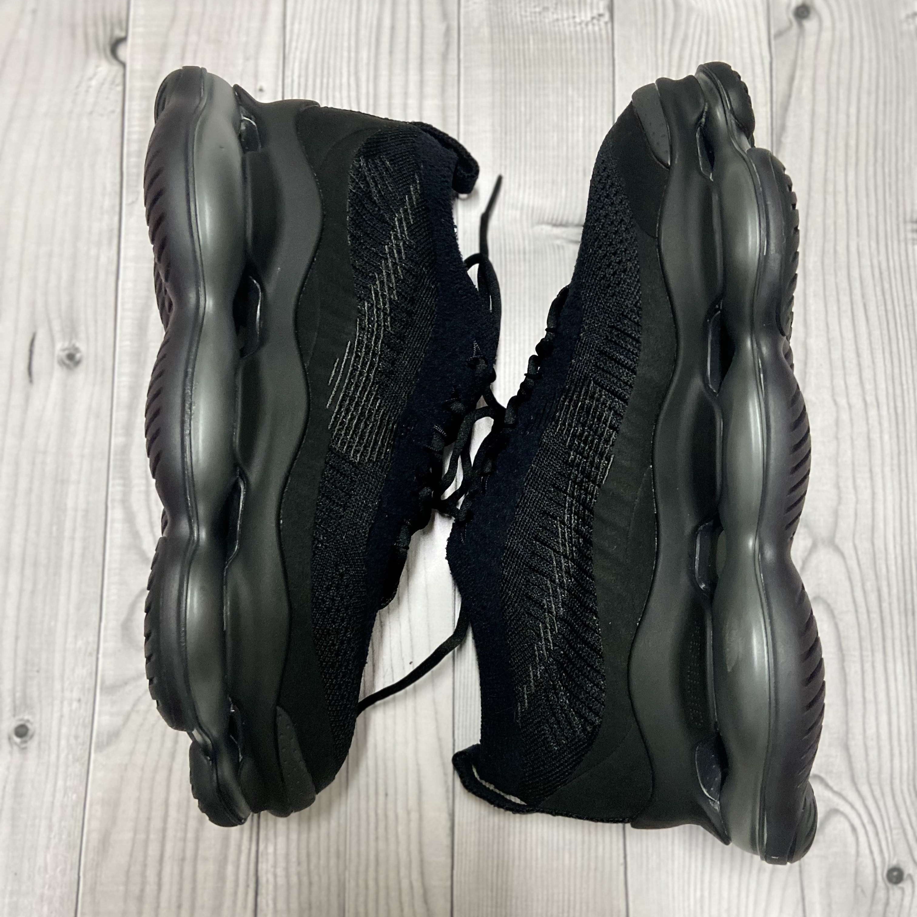 Air Max Scorpion Triple Black