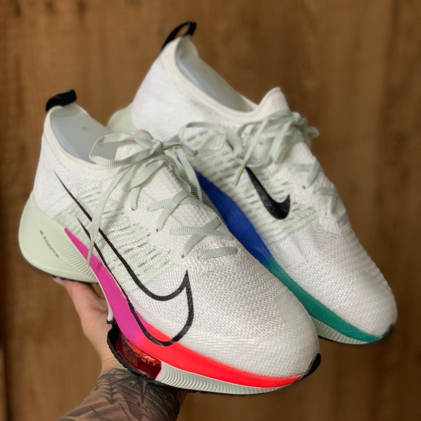 Air Zoom Tempo Next Flyknit White Hyper Violet