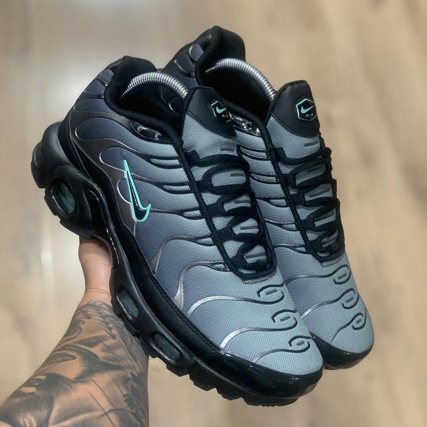 Air Max Plus TN Particle Grey Vapour Green