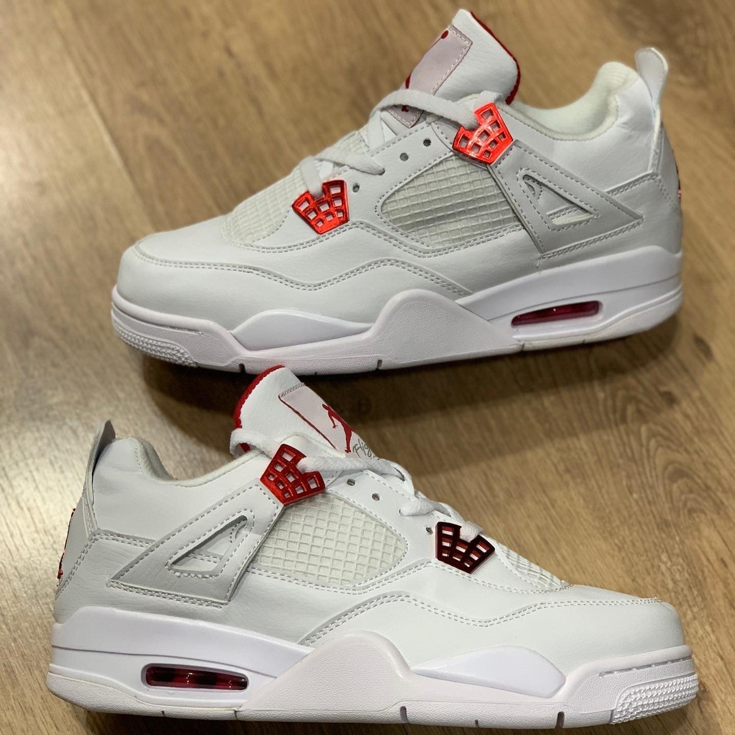 Air Jordan 4 Retro Red Metallic