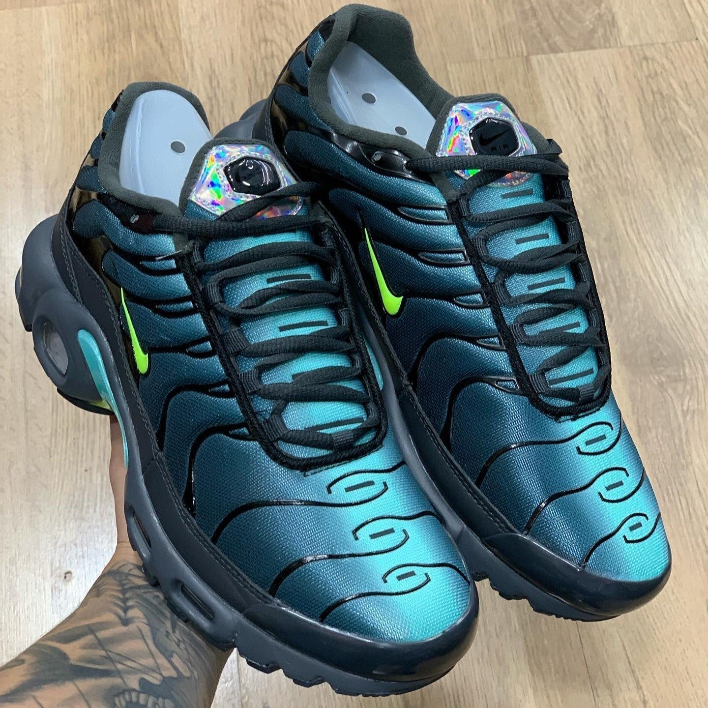 Air Max Plus TN Moss green