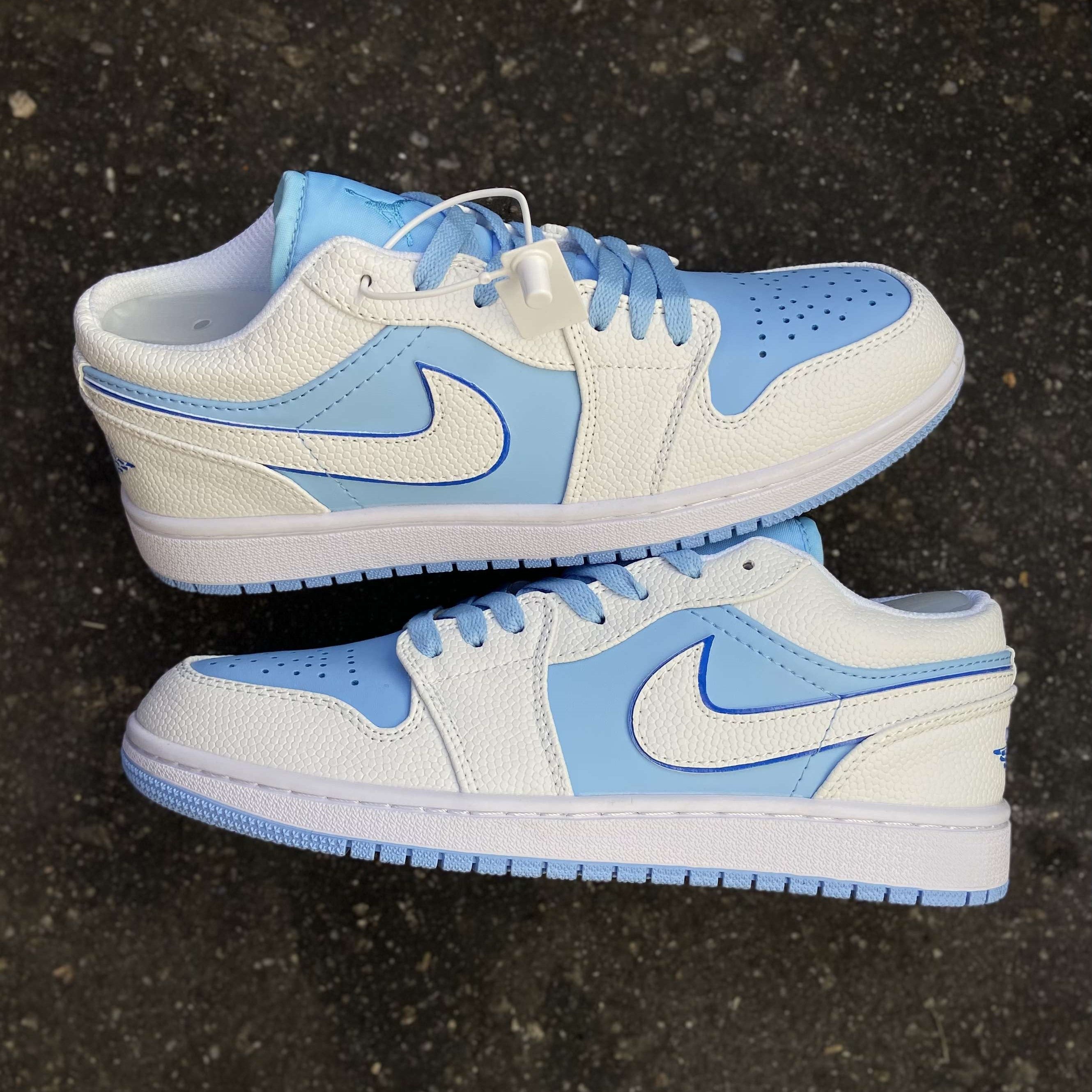 Air Jordan 1 Low SE Reverse Ice Blue