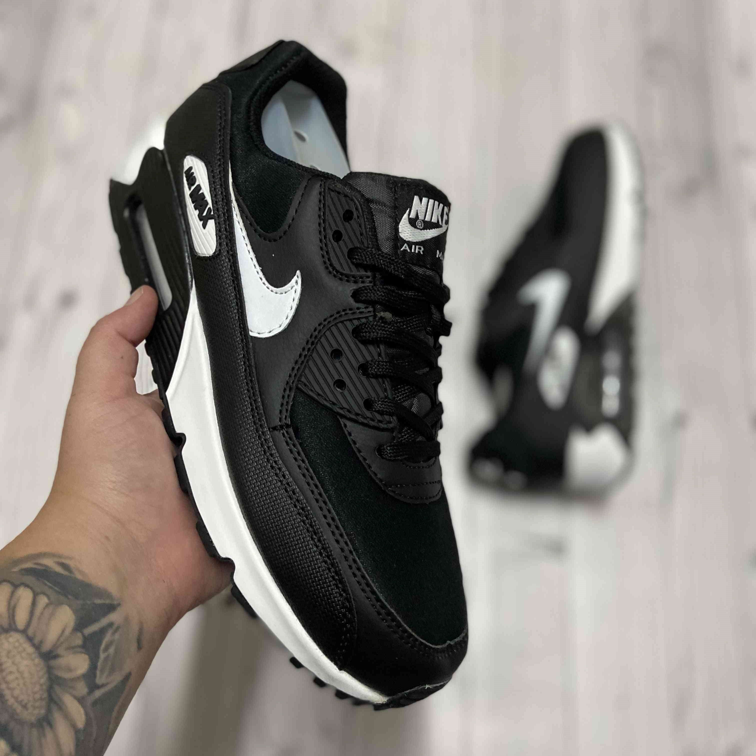 Air Max 90 Black White