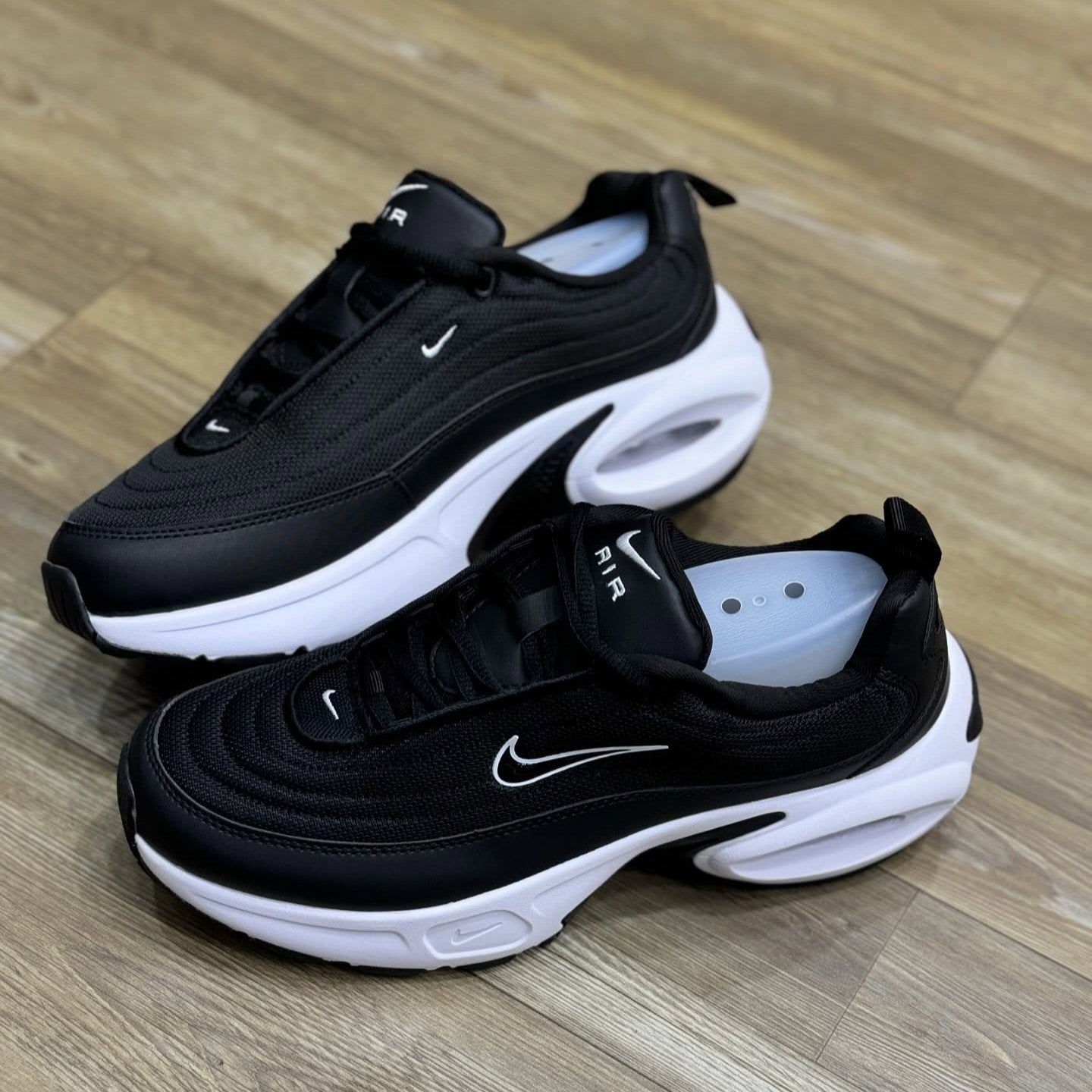Air Max Portal Black White