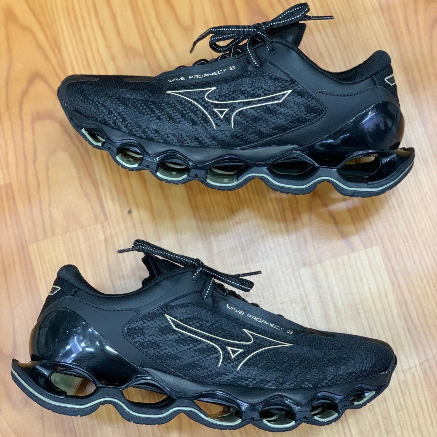 Wave Prophecy 12 Black Gold