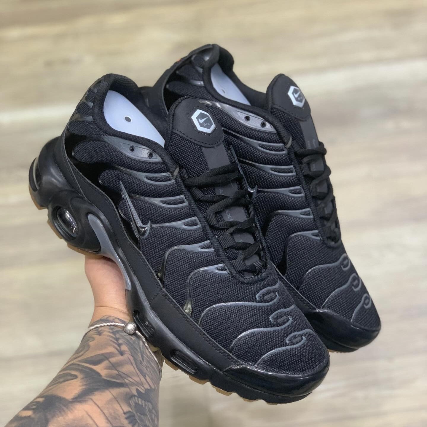 Air Max Plus TN Black Gum Ligth Brown