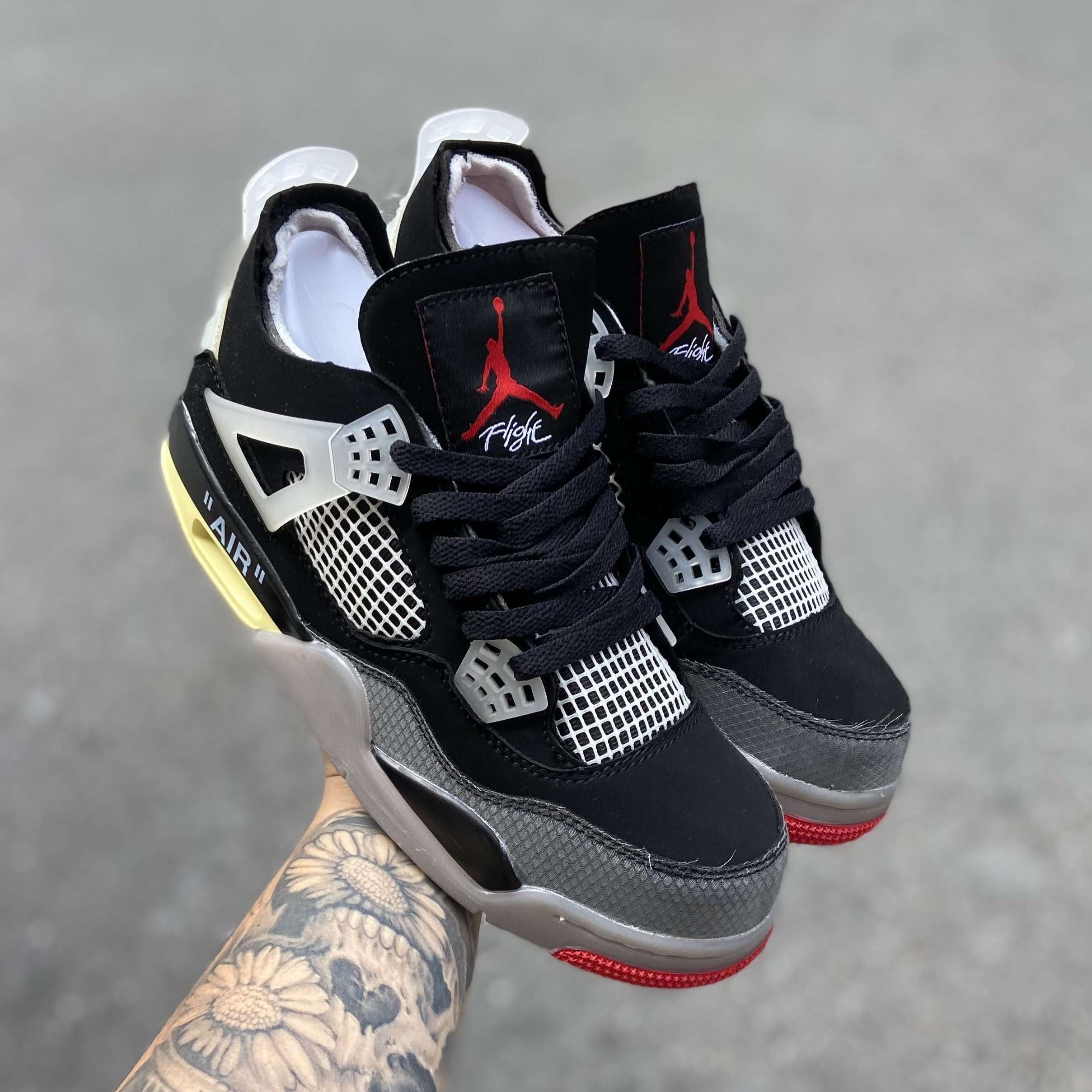 Air Jordan 4 Bred x Off White