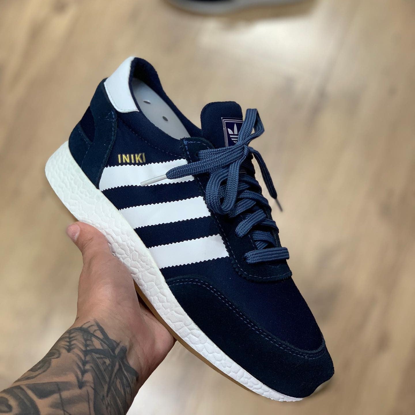 Iniki Runner Navy